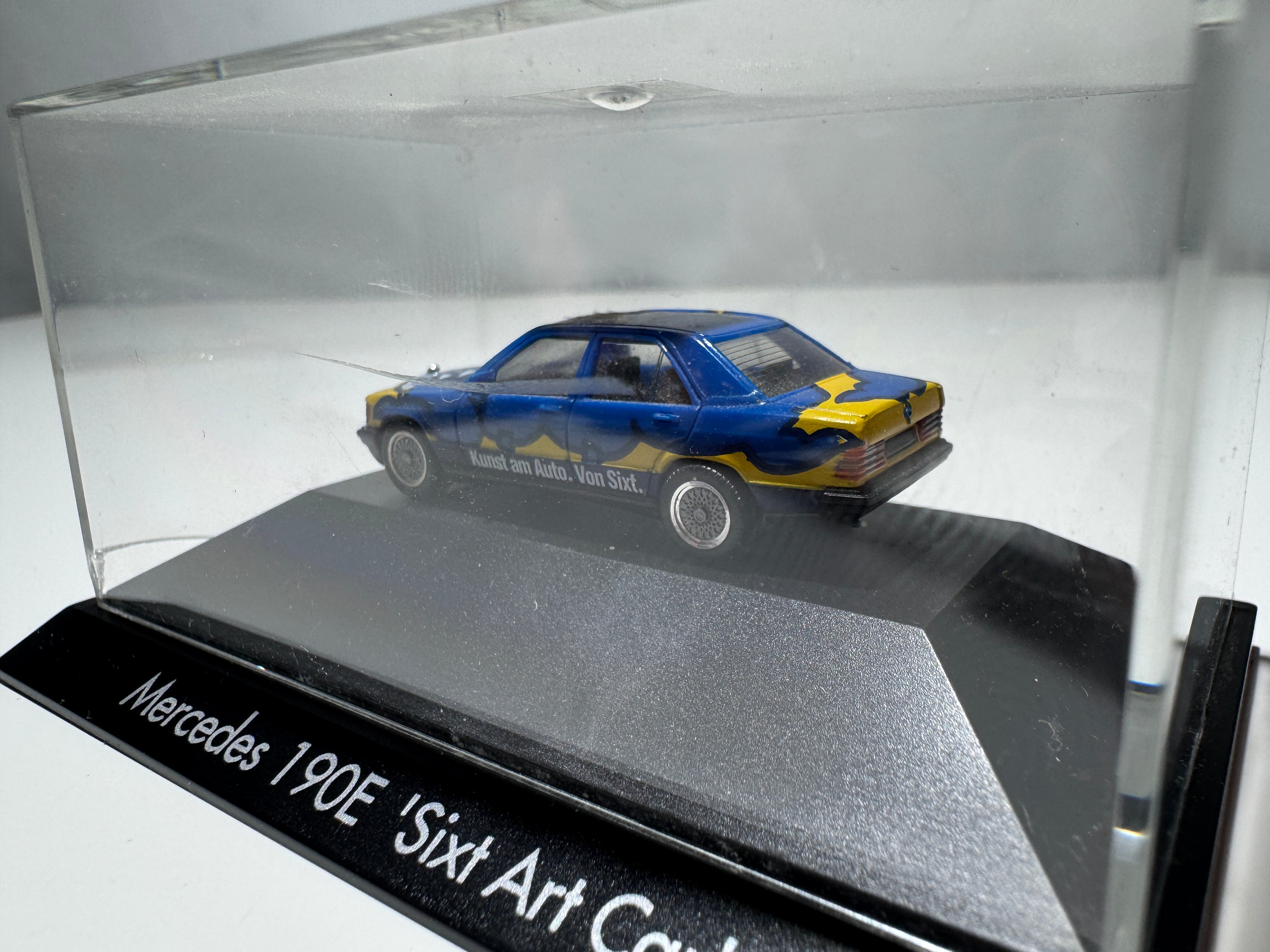 1:87 Herpa Mercedes-Benz E-Klasse 190E Sixt Art Car Blau OVP #451