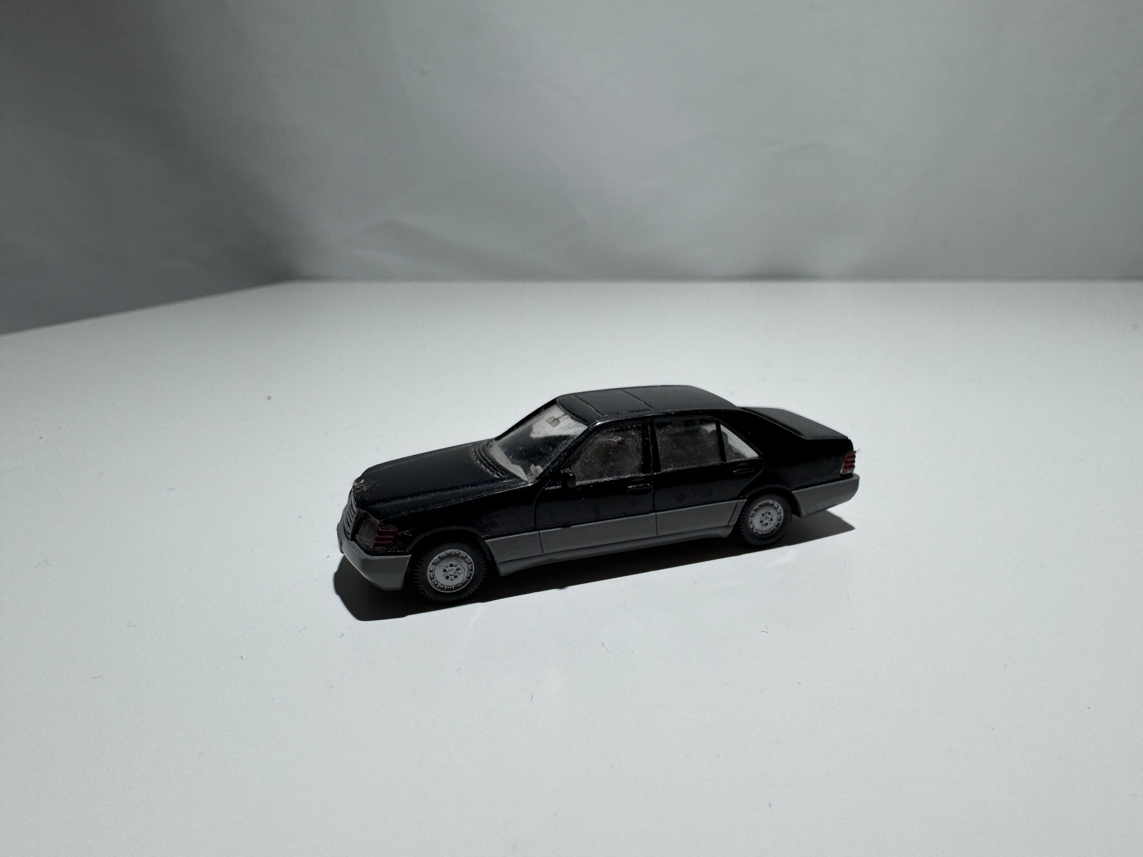 1:87 Wiking Mercedes-Benz W140 500SEL Schwarz #458