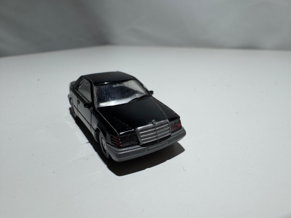 1:87 Wiking Mercedes-Benz 300 CE Schwarz #459