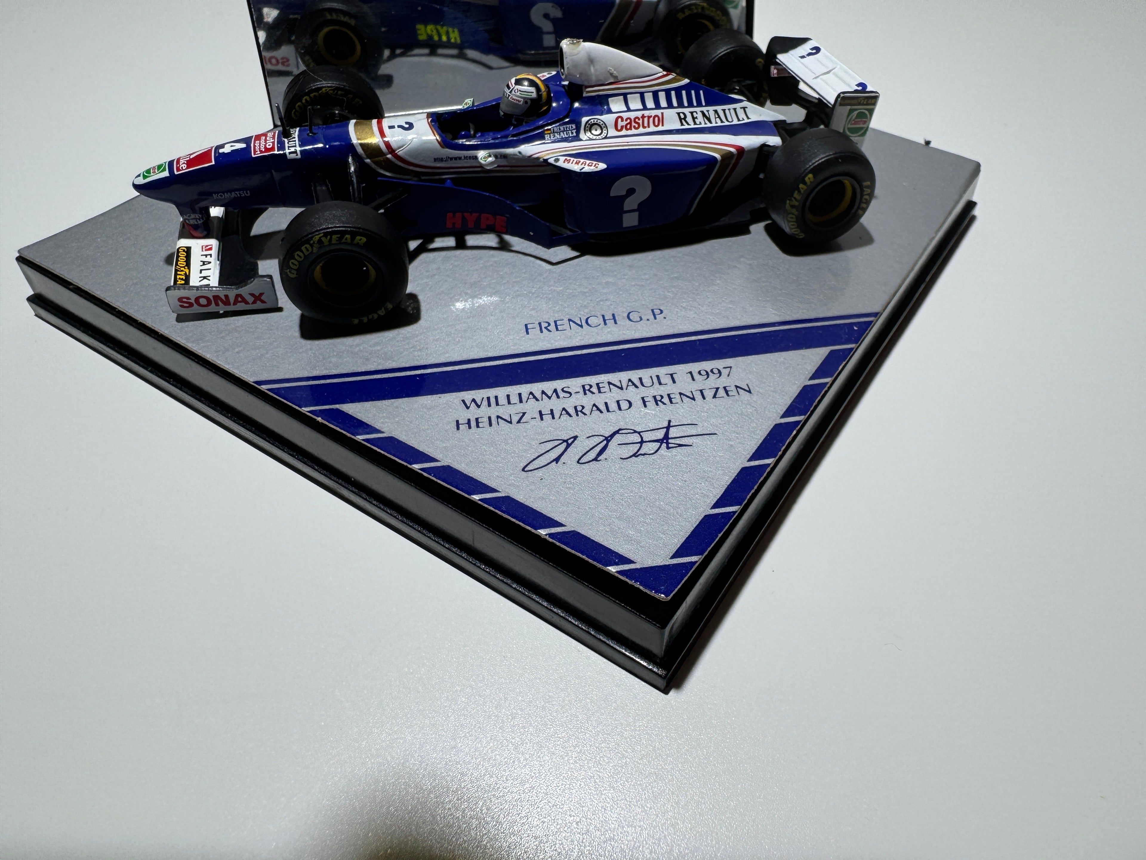 1:43 Heinz-Harald Frentzen Edition Williams-Renault 1997 French GP Blau-Weiß Formel 1 OVP #462