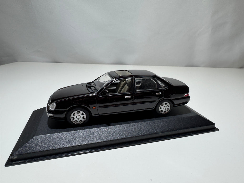1:43 MiniChamps Ford Scorpion Schwarz OVP #467