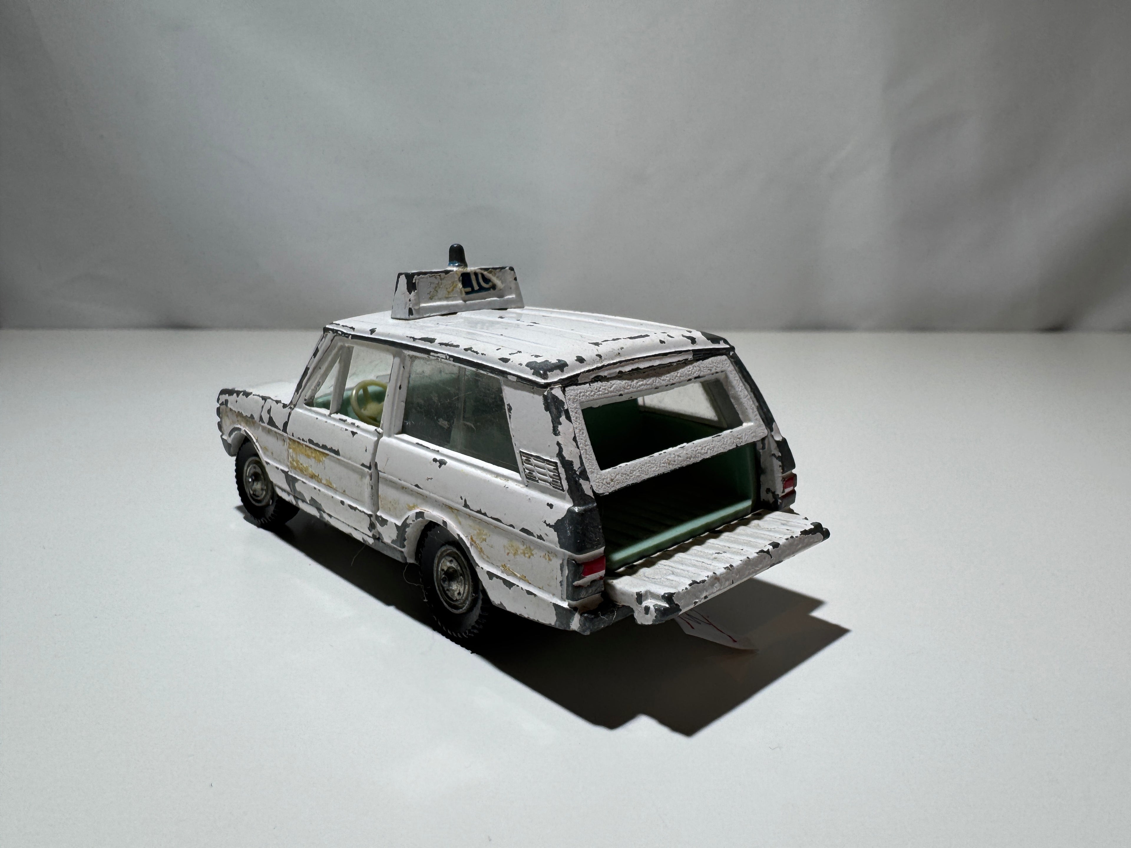 1:43-50 Dinky Toys Range Rover Police Polizei Weiß #472