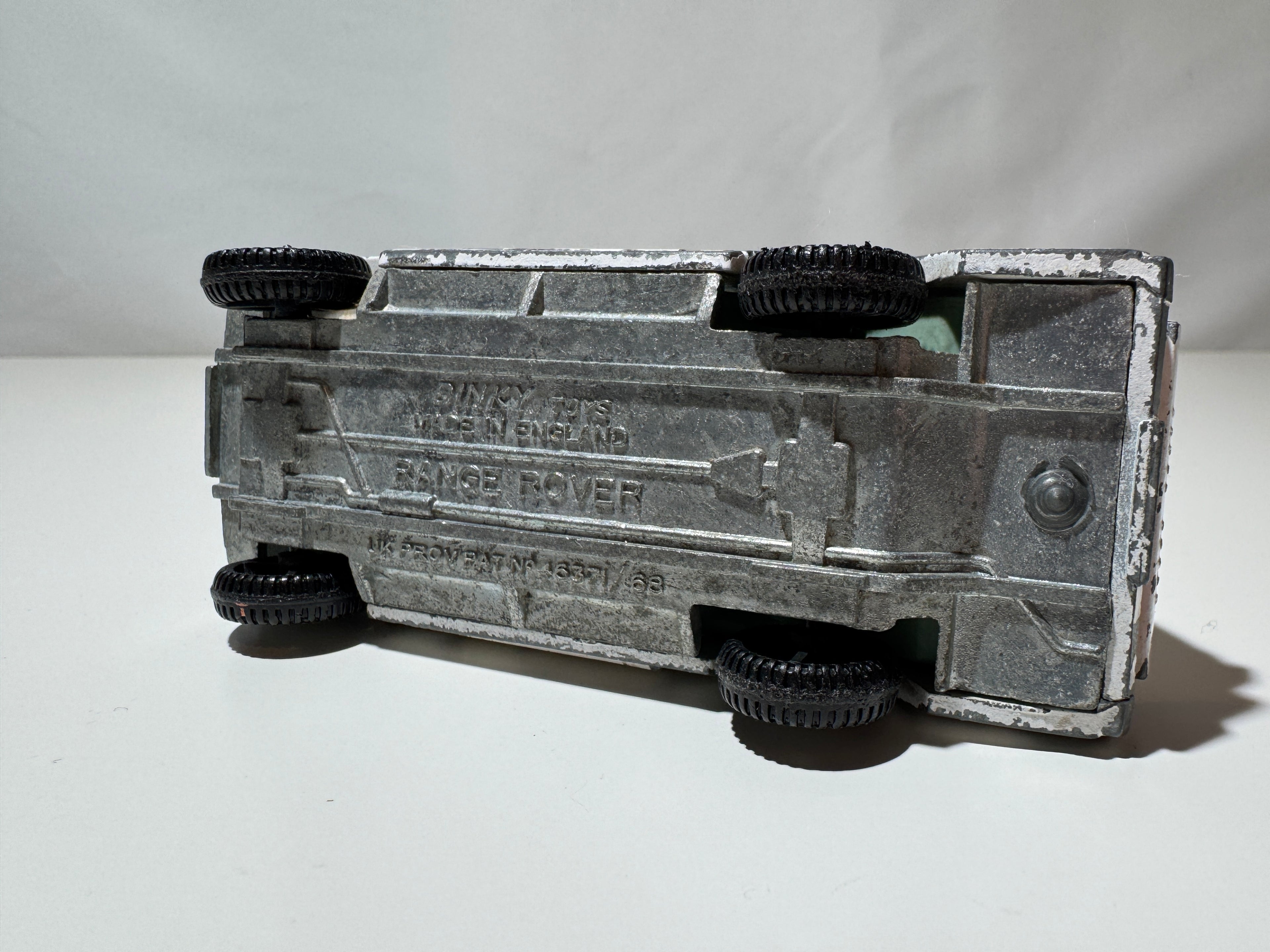 1:43-50 Dinky Toys Range Rover Police Polizei Weiß #472