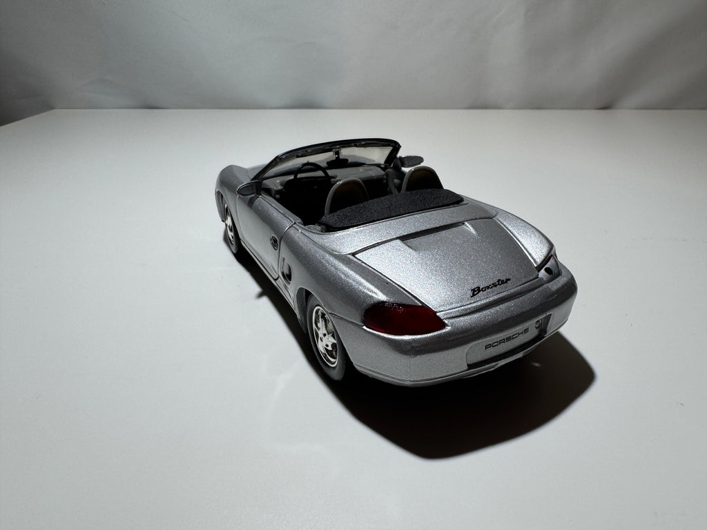 1:24 Porsche Boxter Silber  #476