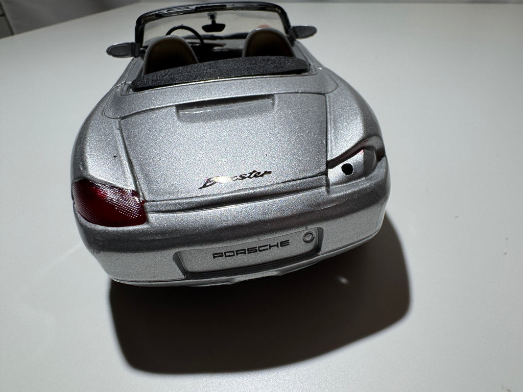 1:24 Porsche Boxter Silber  #476