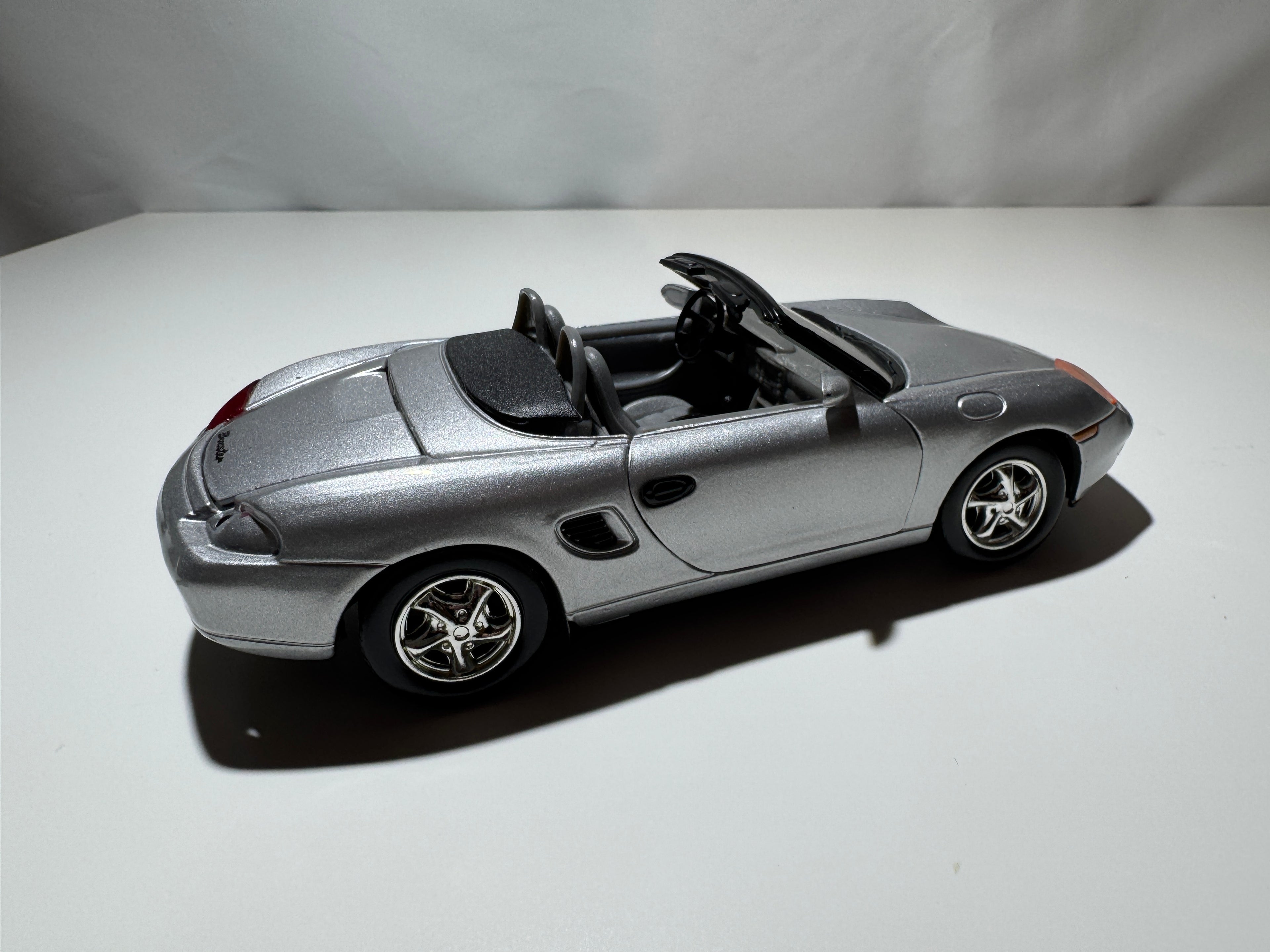 1:24 Porsche Boxter Silber  #476