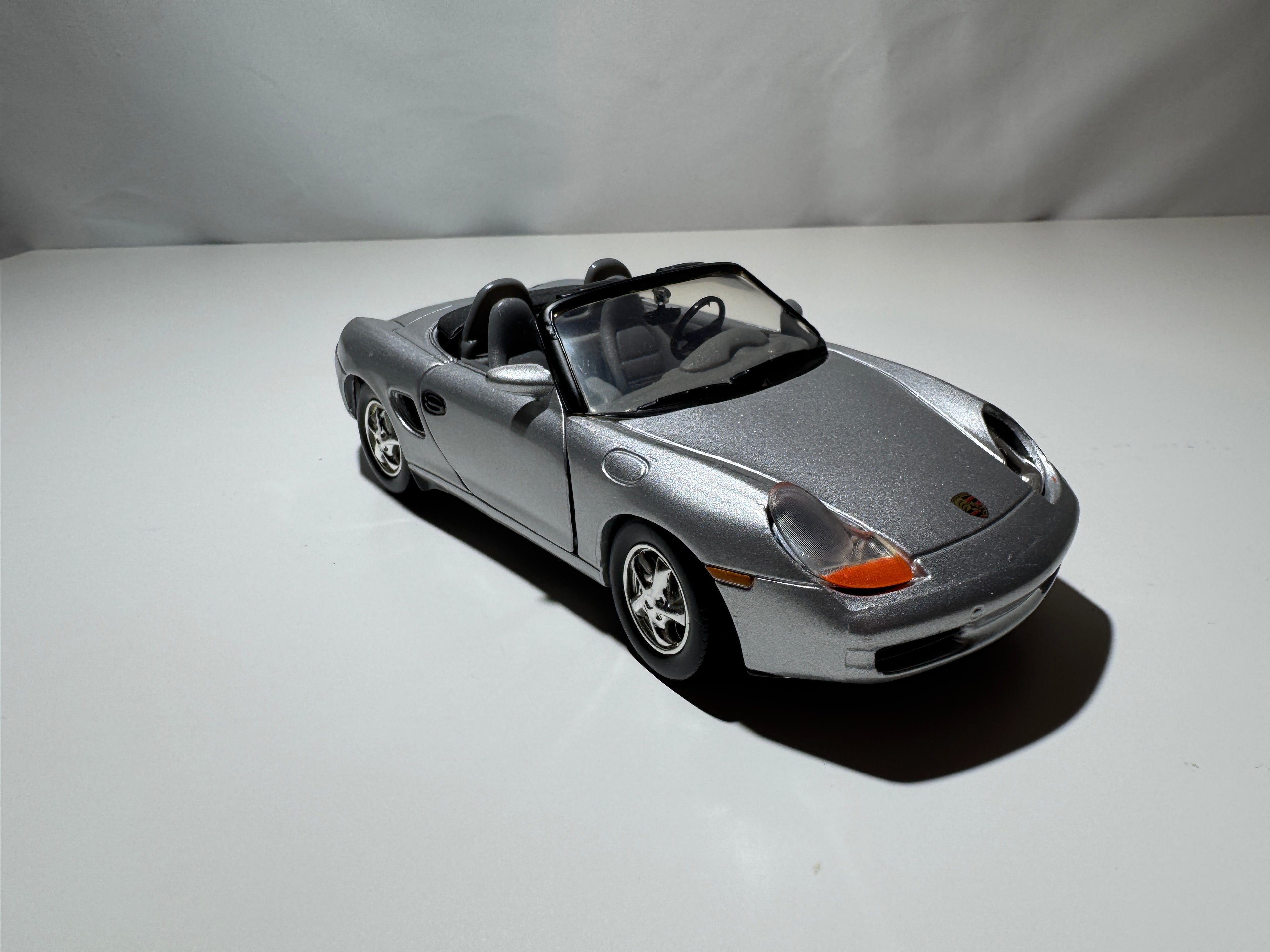 1:24 Porsche Boxter Silber  #476