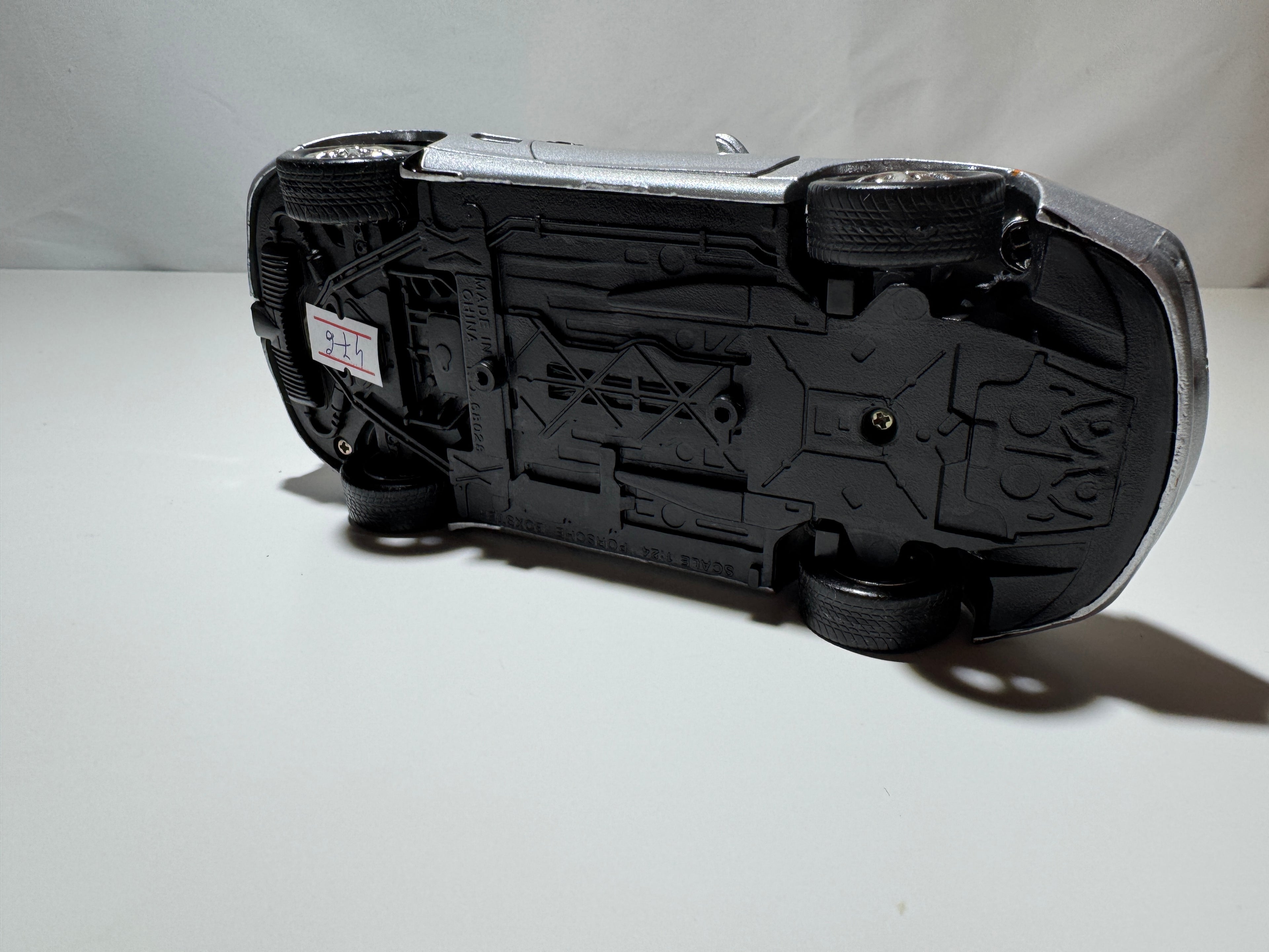 1:24 Porsche Boxter Silber  #476