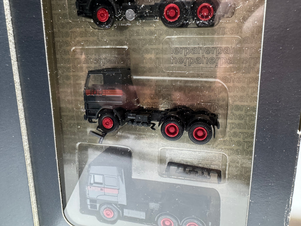 1:87 Herpa 100 Jahre Automobil 3 LKW Sammlung Volvo,Scania,DAF OVP #478