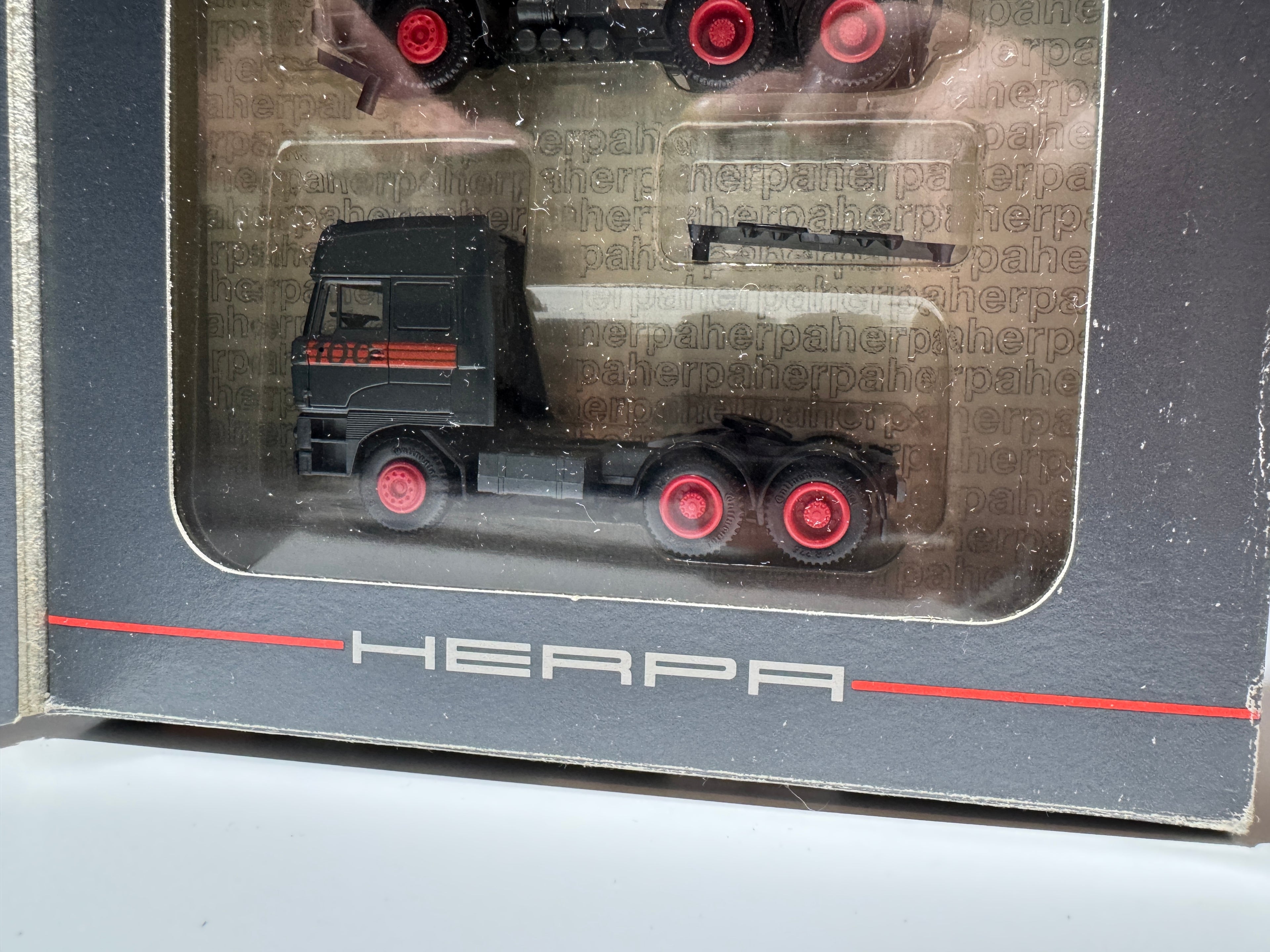 1:87 Herpa 100 Jahre Automobil 3 LKW Sammlung Volvo,Scania,DAF OVP #478
