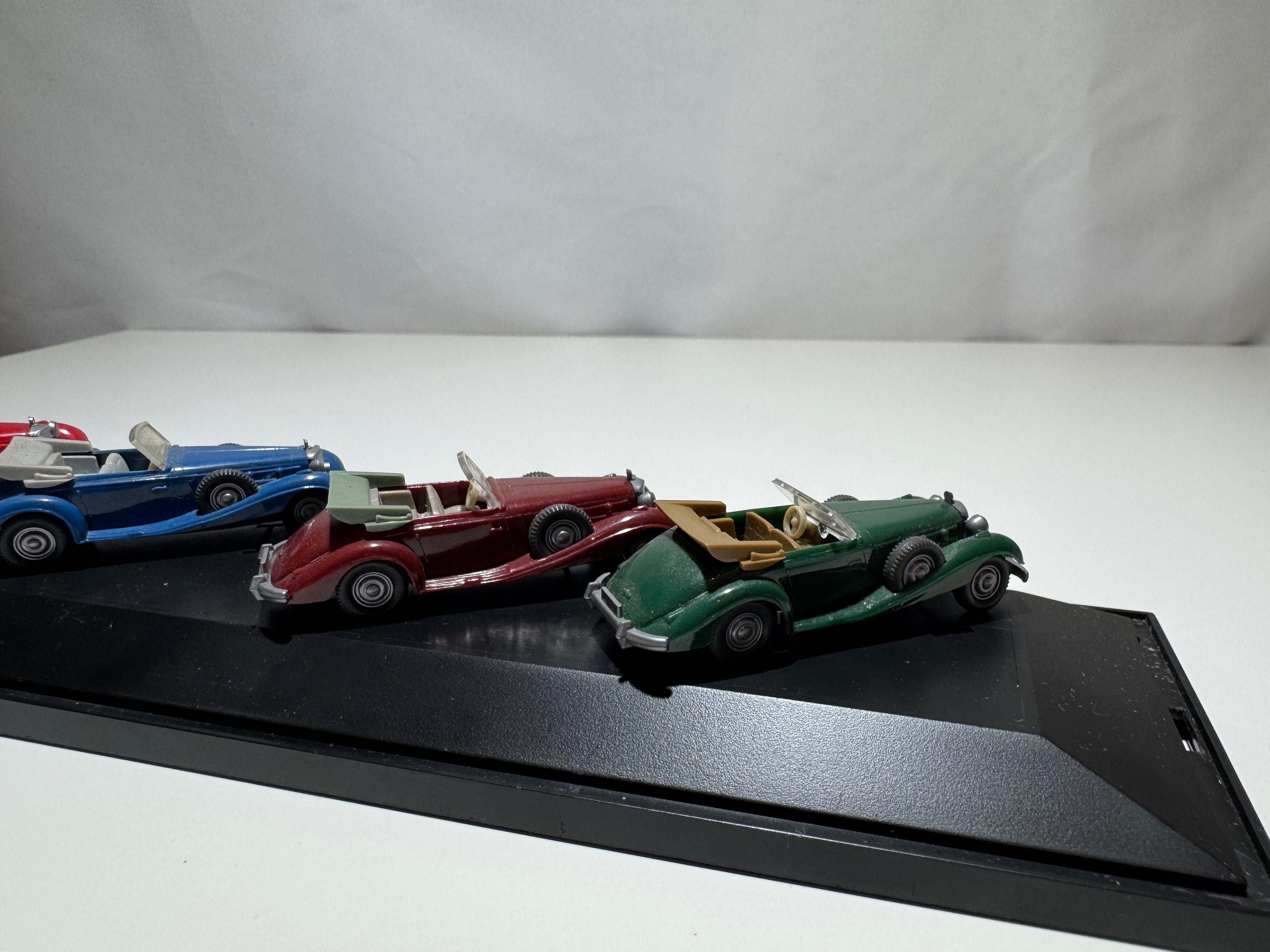 1:87 Wiking Mercedes-Benz 540K 4STK Sammlung mit Display #483