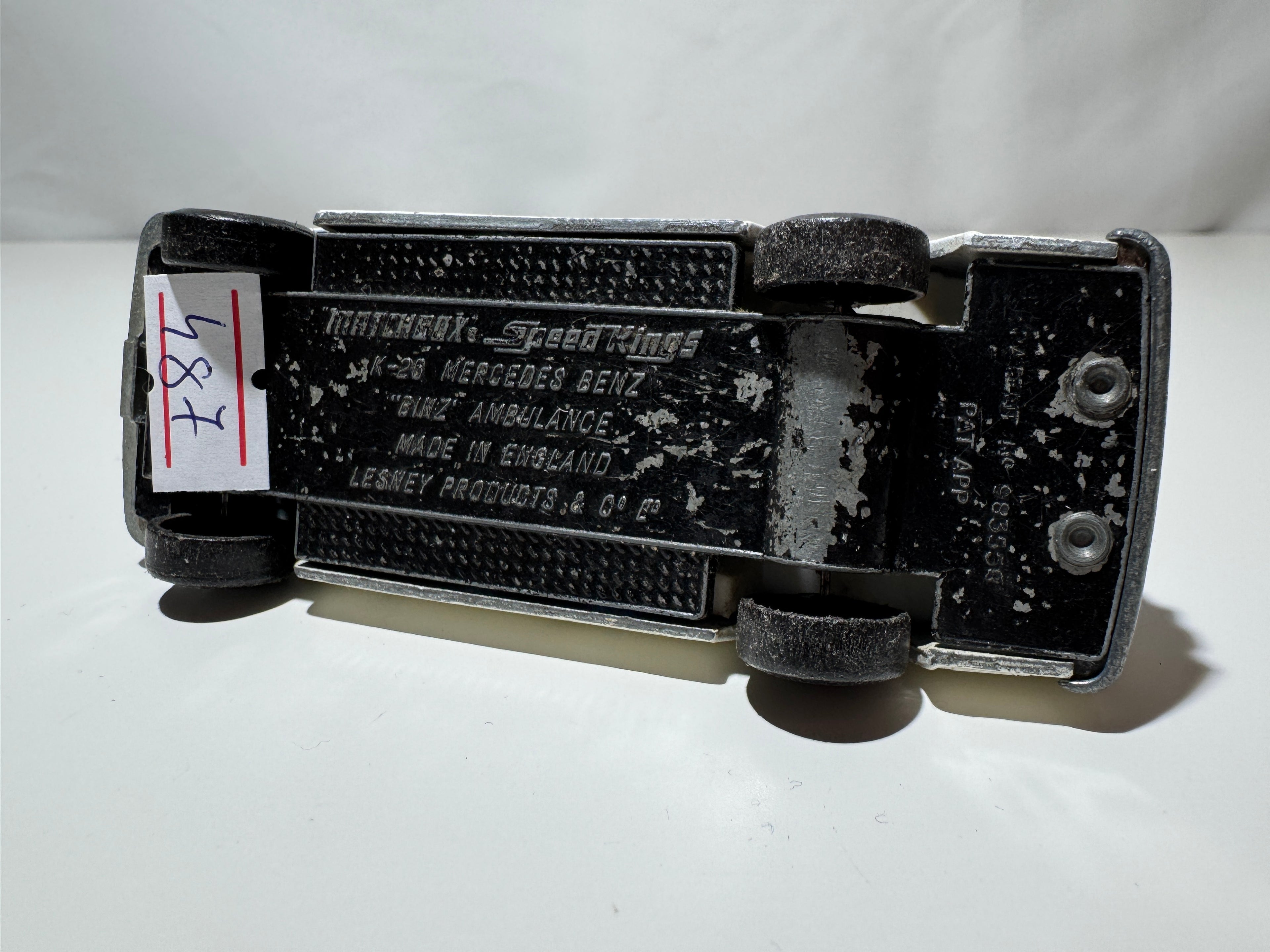 1:50 Matchbox SpeedKings Mercedes-Benz Ambulance Krankenwagen Weiß #487