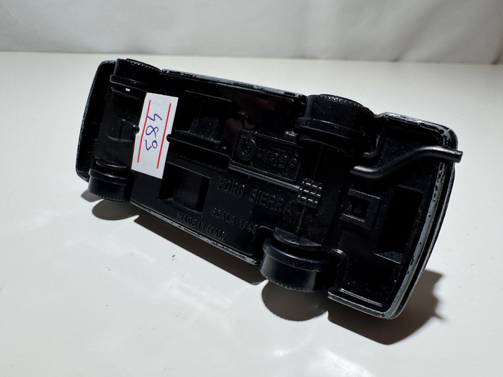1:43 Bburago Ford Sierra Schwarz Rally #489