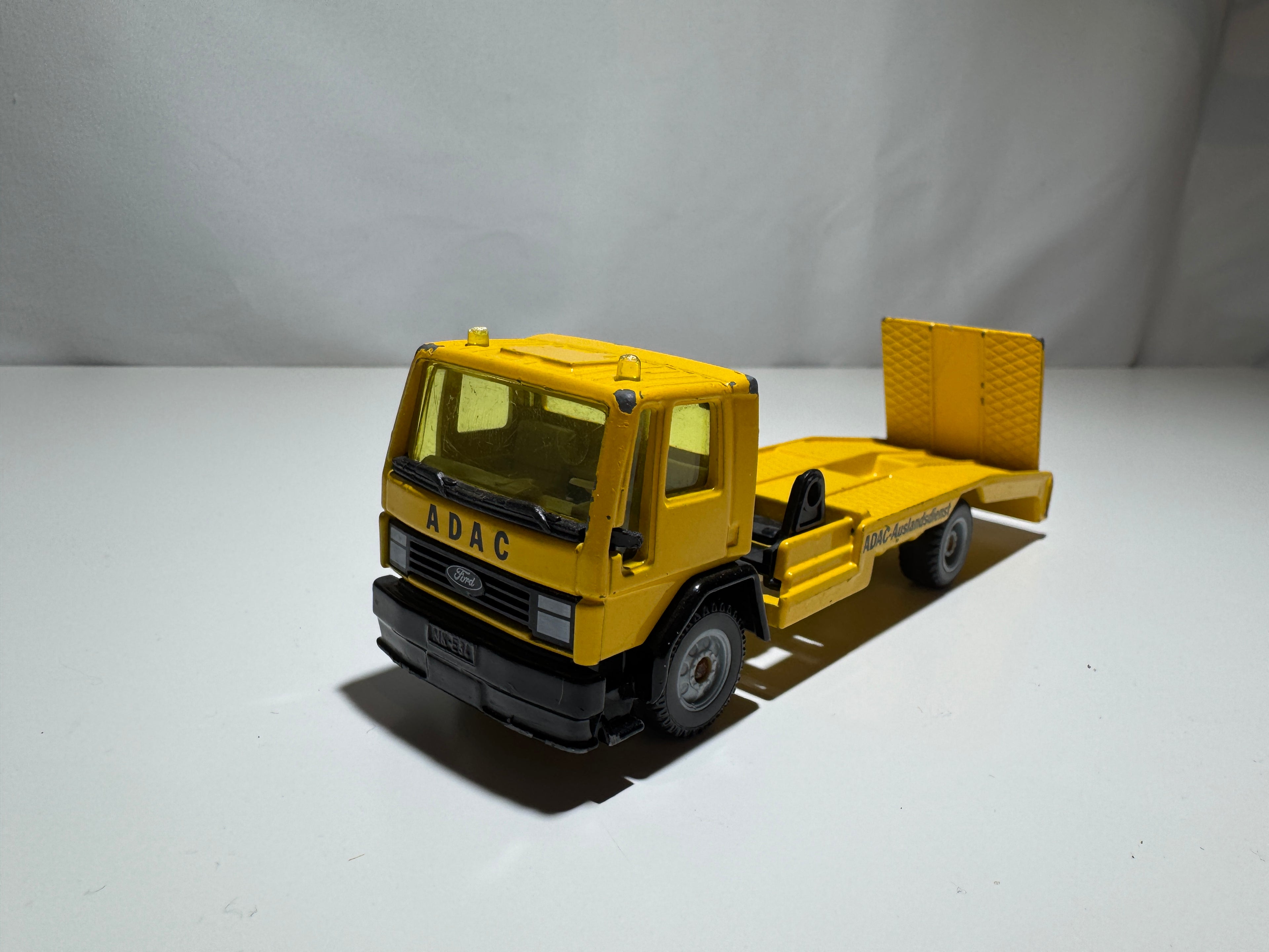 1:55 Siku Ford Abschleppwagen LKW ADAC Gelb  #490