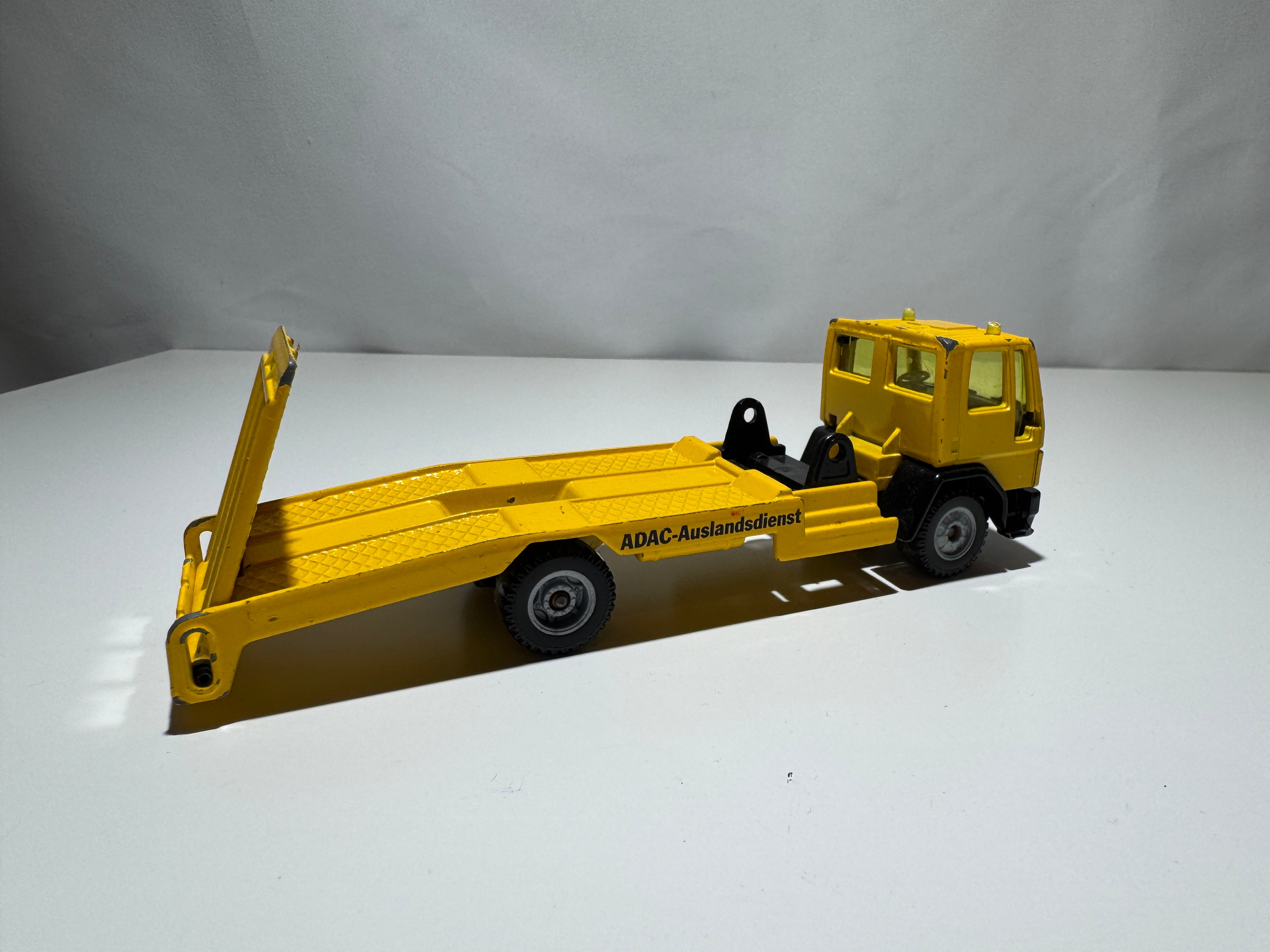 1:55 Siku Ford Abschleppwagen LKW ADAC Gelb  #490