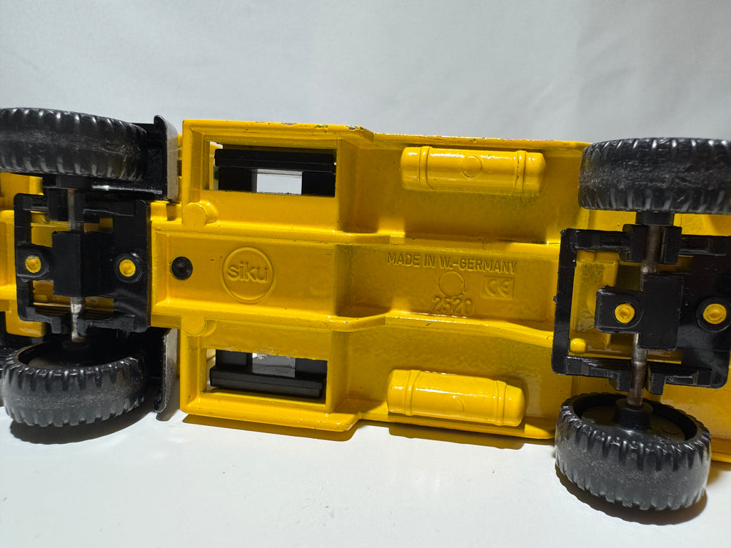 1:55 Siku Ford Abschleppwagen LKW ADAC Gelb  #490