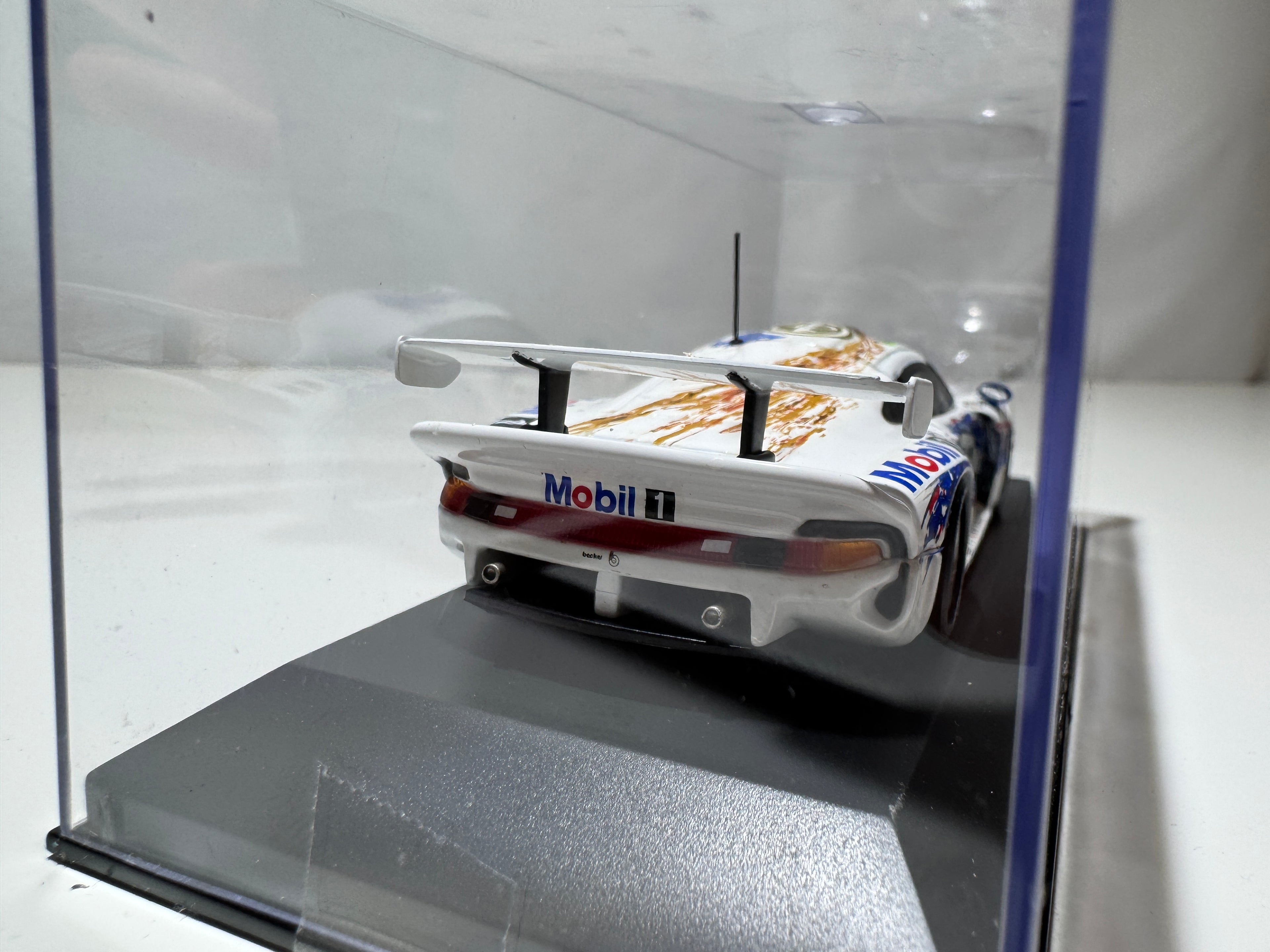 1:43 MiniChamps Porsche 993 GT1 1996 Weiß Neu OVP #492