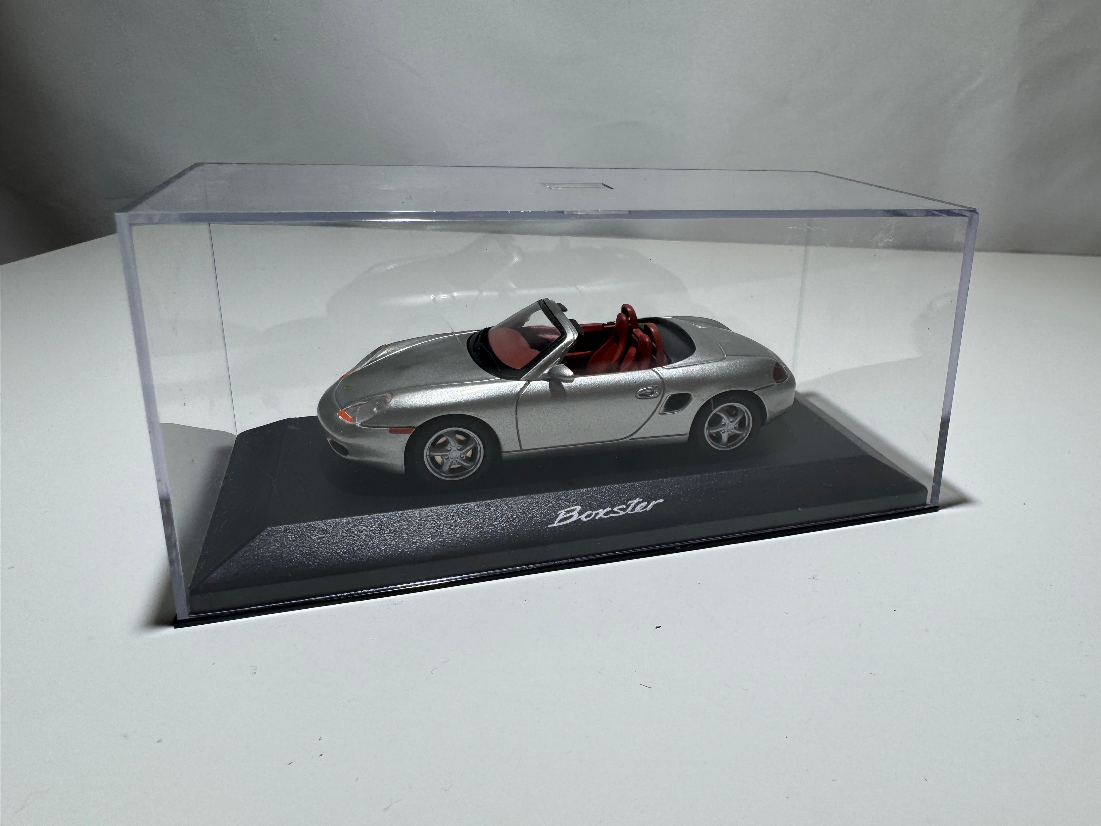 1:43 MiniChamps Porsche Boxter Silber Neu OVP #494