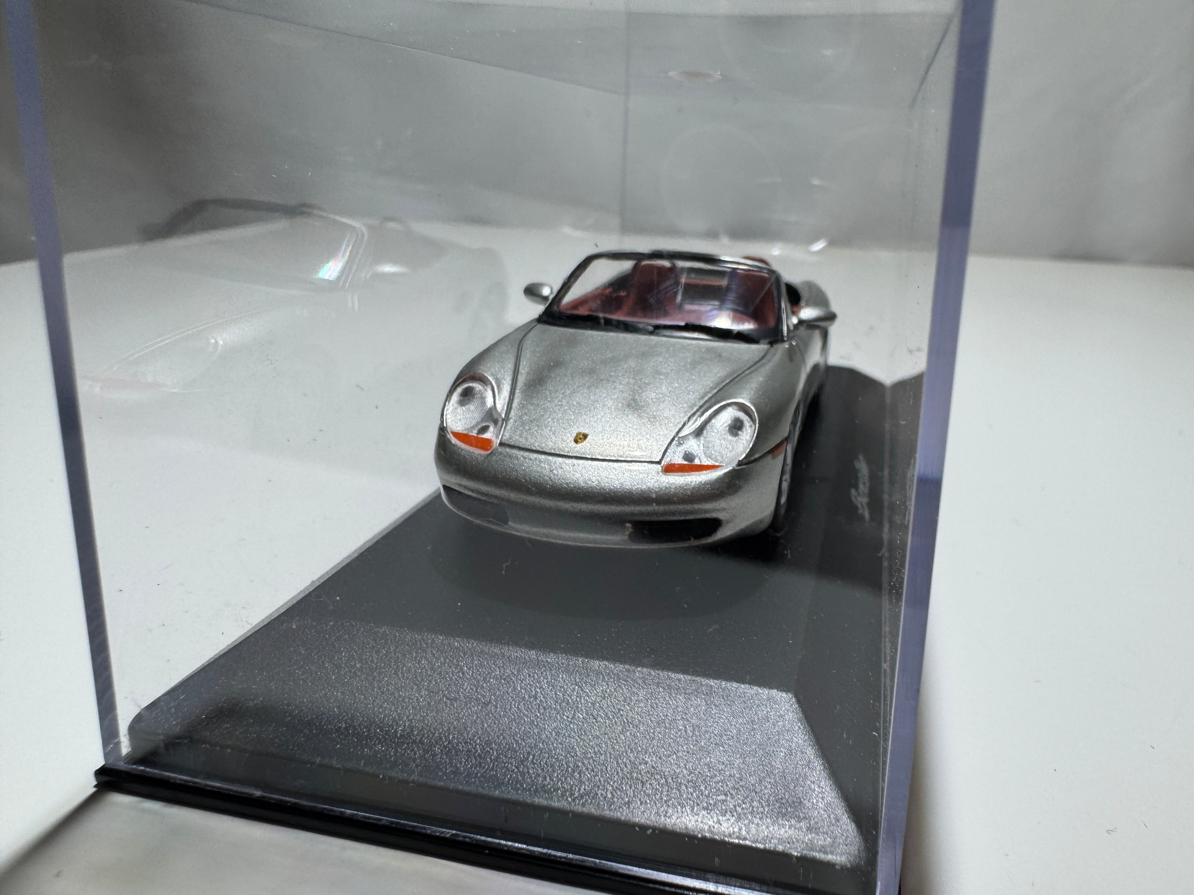 1:43 MiniChamps Porsche Boxter Silber Neu OVP #494
