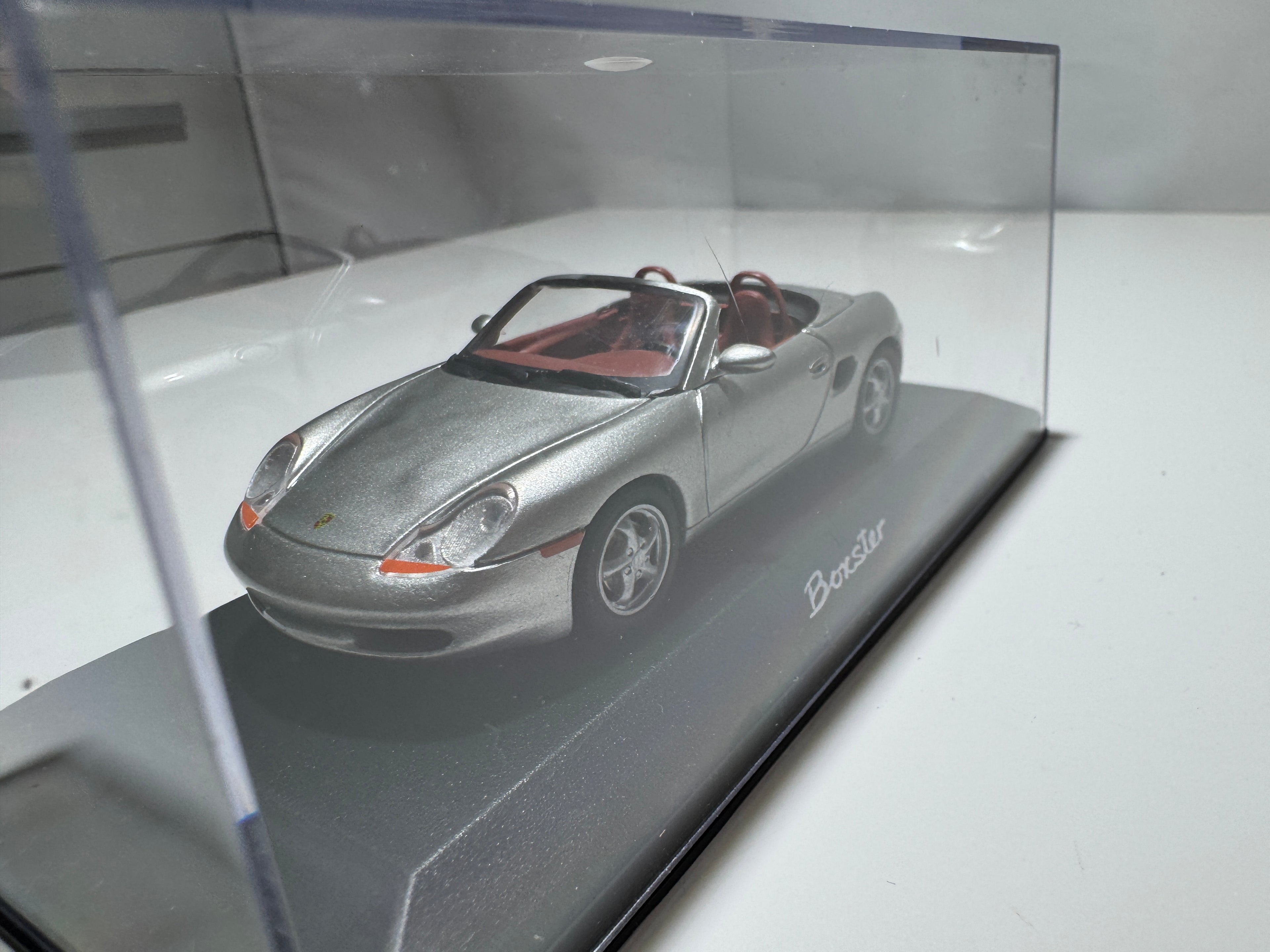 1:43 MiniChamps Porsche Boxter Silber Neu OVP #494