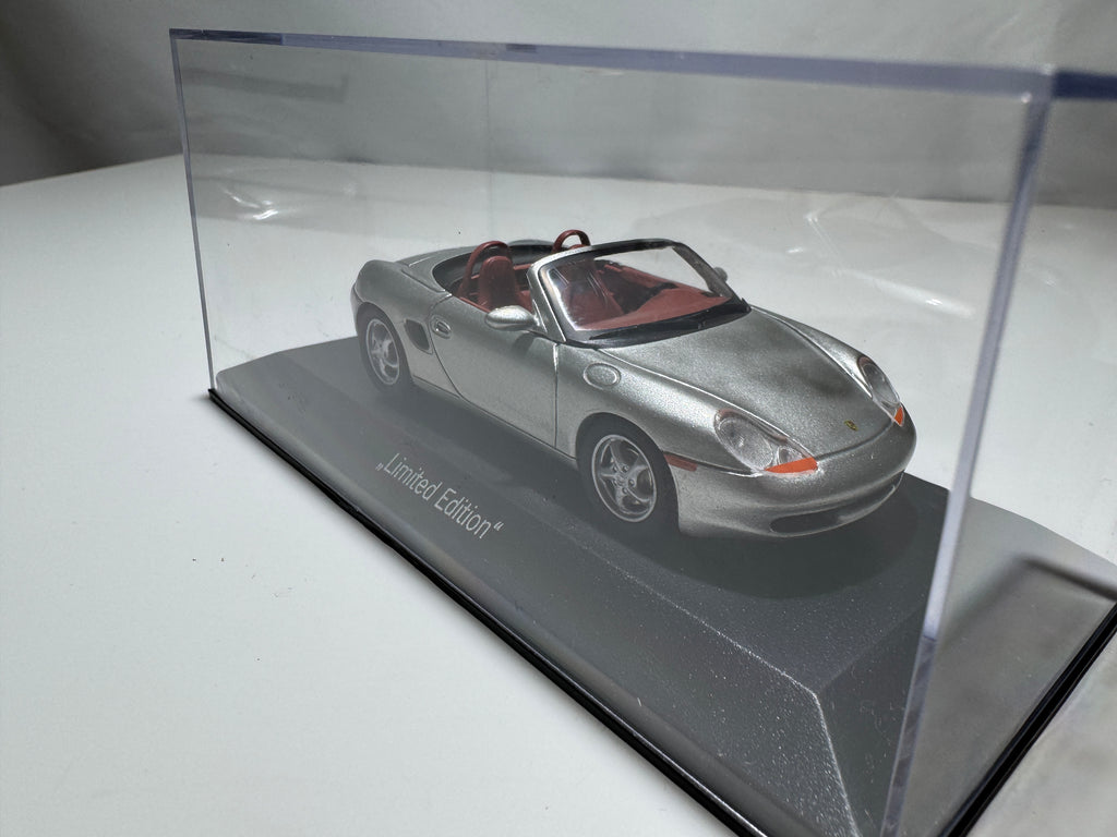 1:43 MiniChamps Porsche Boxter Silber Neu OVP #494