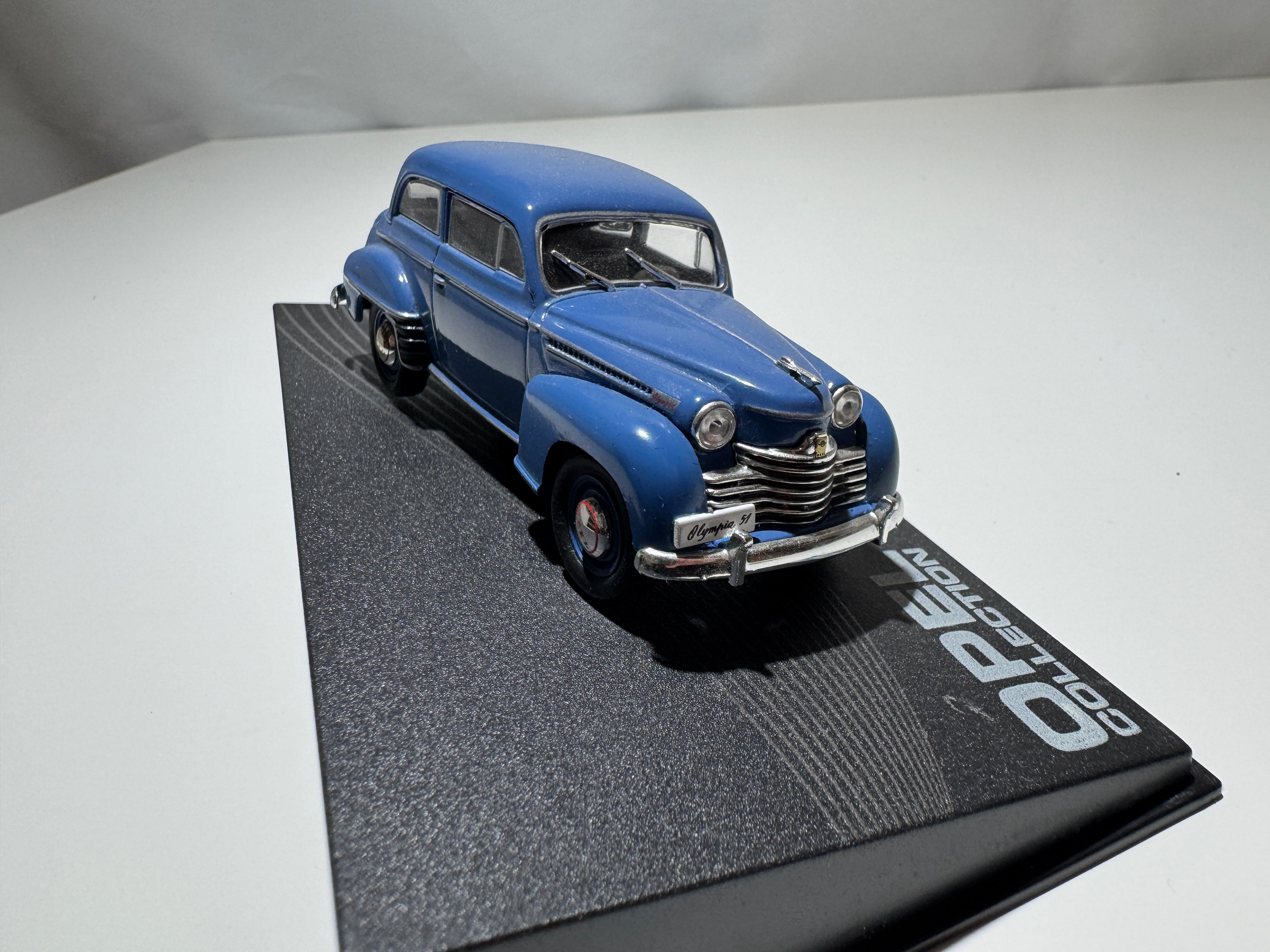 1:43 Atlas Opel Collection Opel Olympia 1951-53 Blau OVP #502