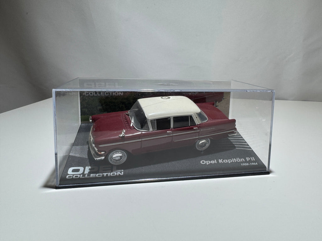 1:43 Atlas Opel Collection Opel Kapitän P11 1959-64 Rot-Weiß OVP #508