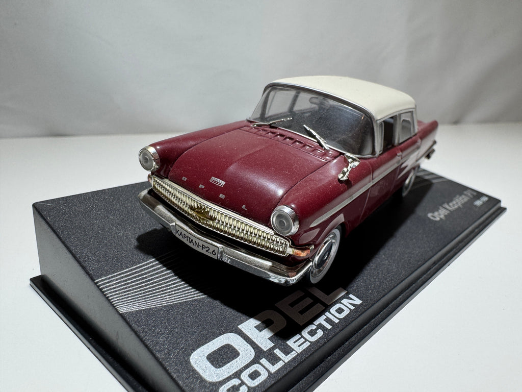 1:43 Atlas Opel Collection Opel Kapitän P11 1959-64 Rot-Weiß OVP #508
