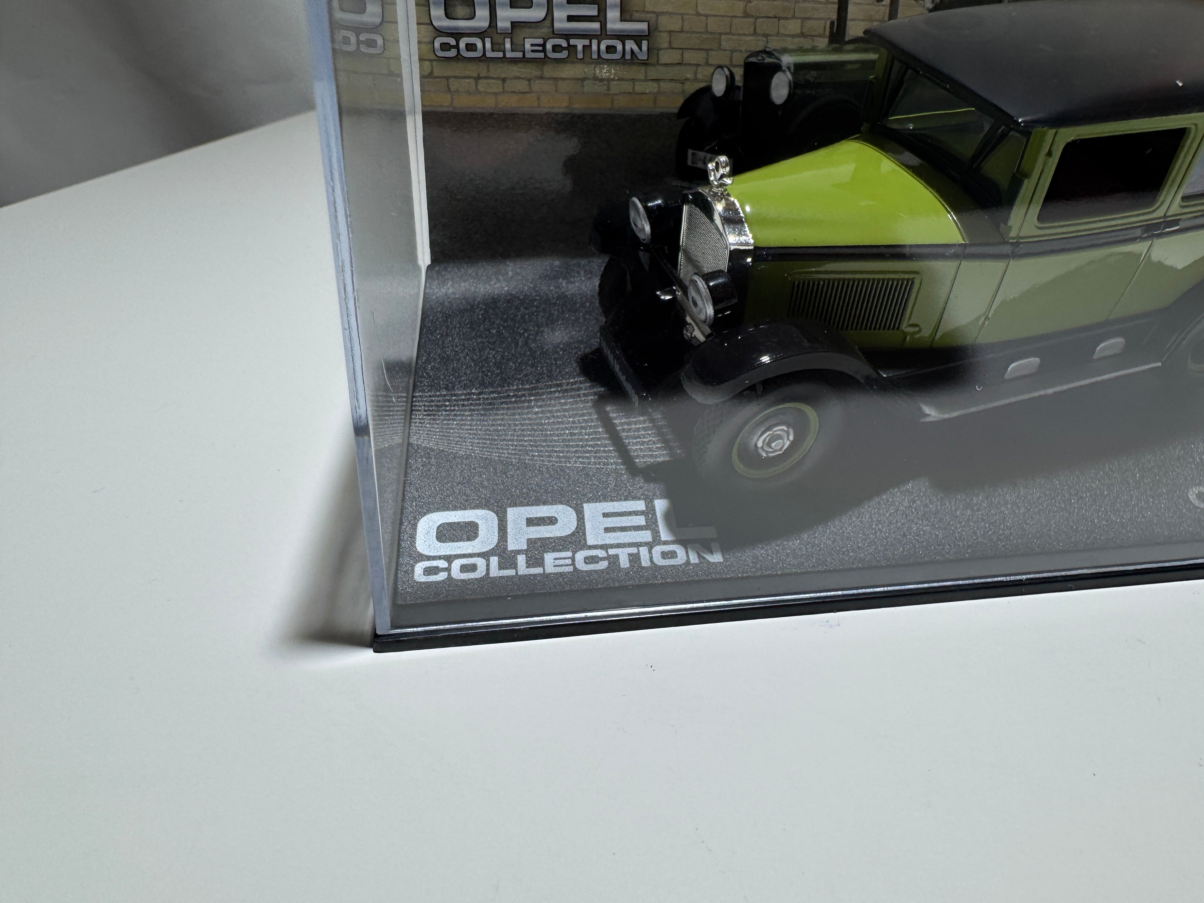 1:43 Atlas Opel Collection Opel 10/40 PS 1925-29 Grün OVP #512