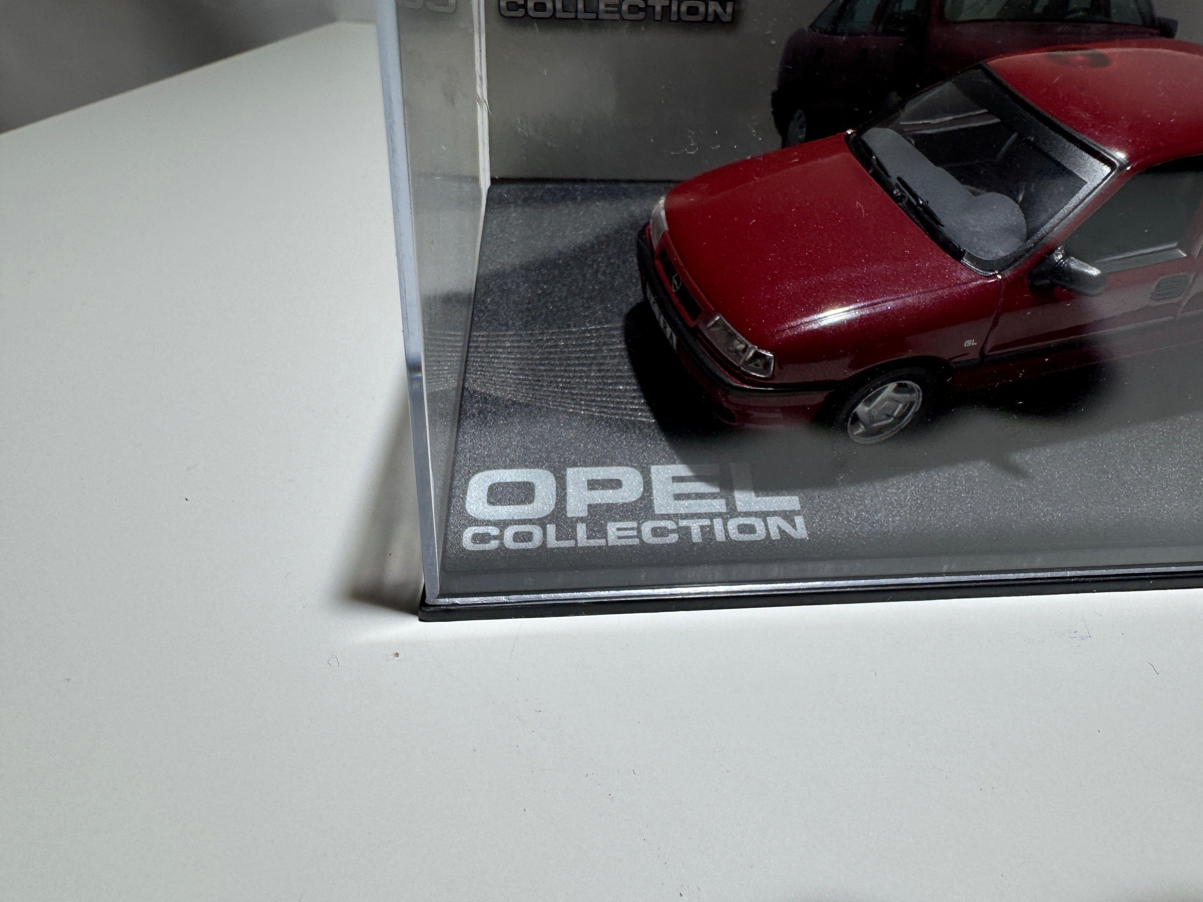 1:43 Atlas Opel Collection Opel Vectra A GL 1988-95 Rot OVP #517