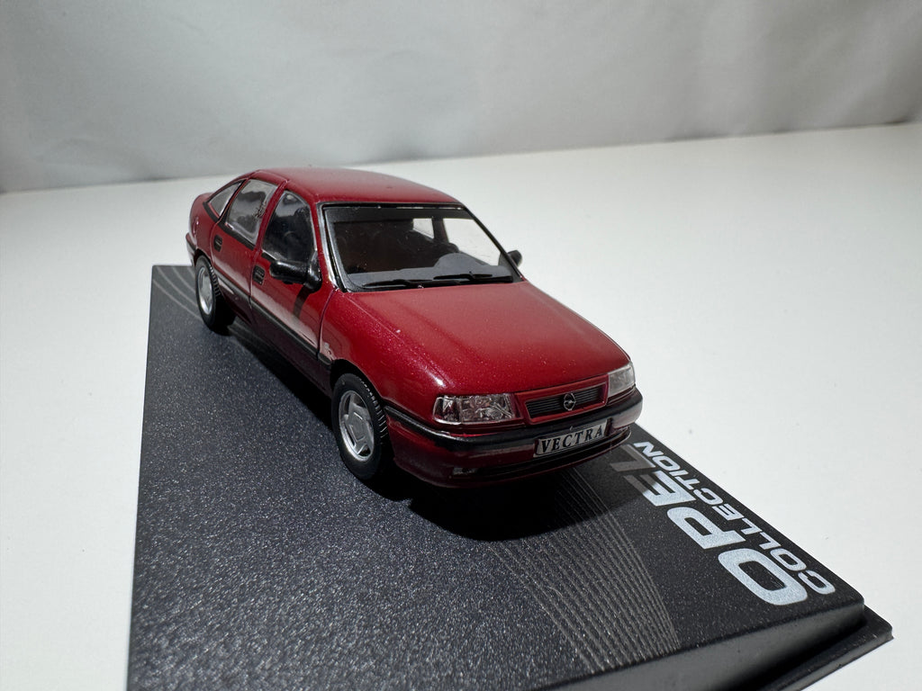 1:43 Atlas Opel Collection Opel Vectra A GL 1988-95 Rot OVP #517