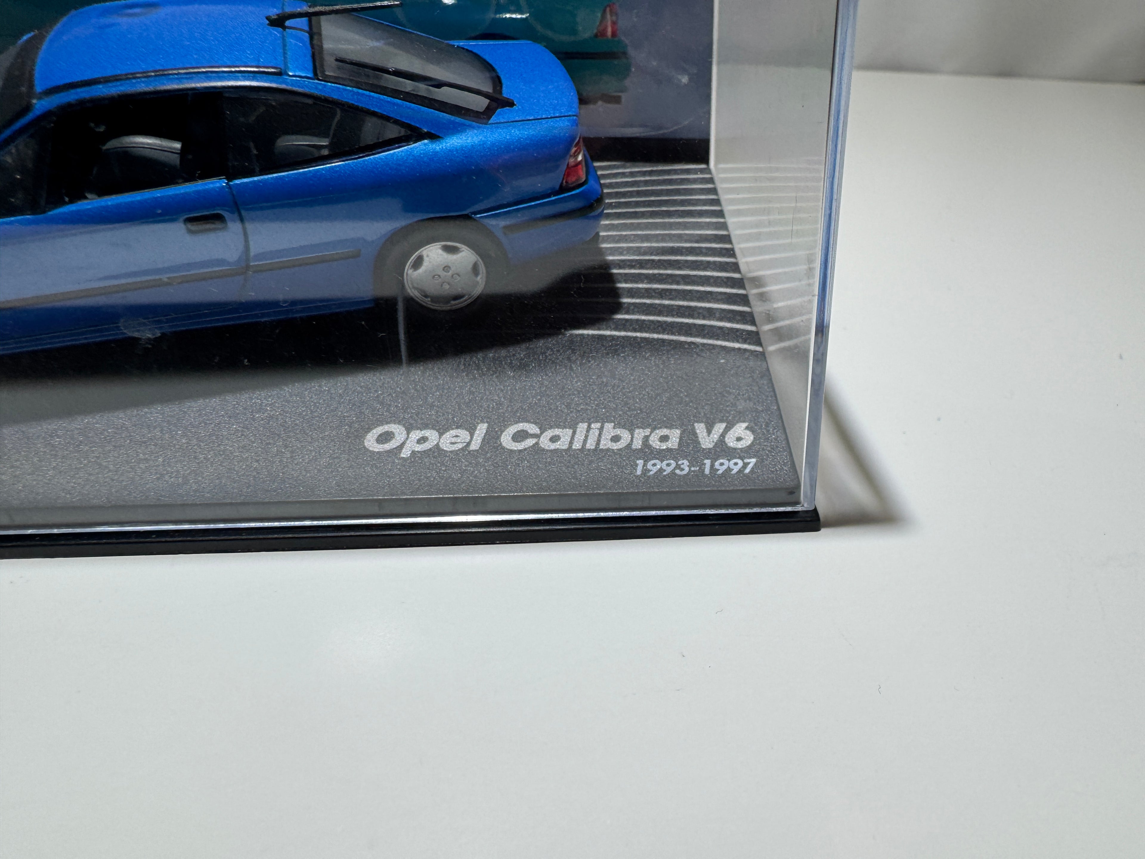 1:43 Atlas Opel Collection Opel Calibra V6 Blau OVP #519