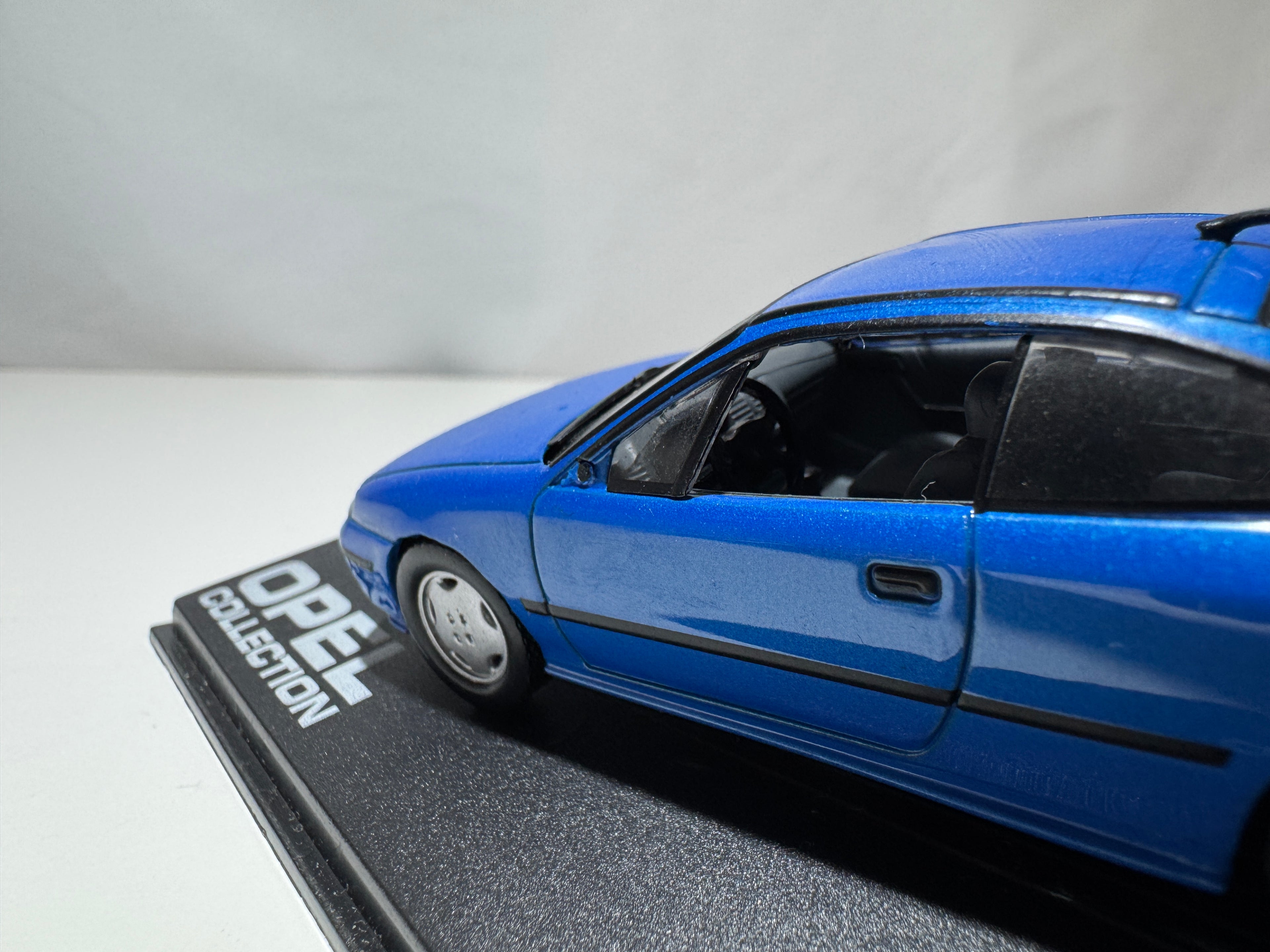 1:43 Atlas Opel Collection Opel Calibra V6 Blau OVP #519