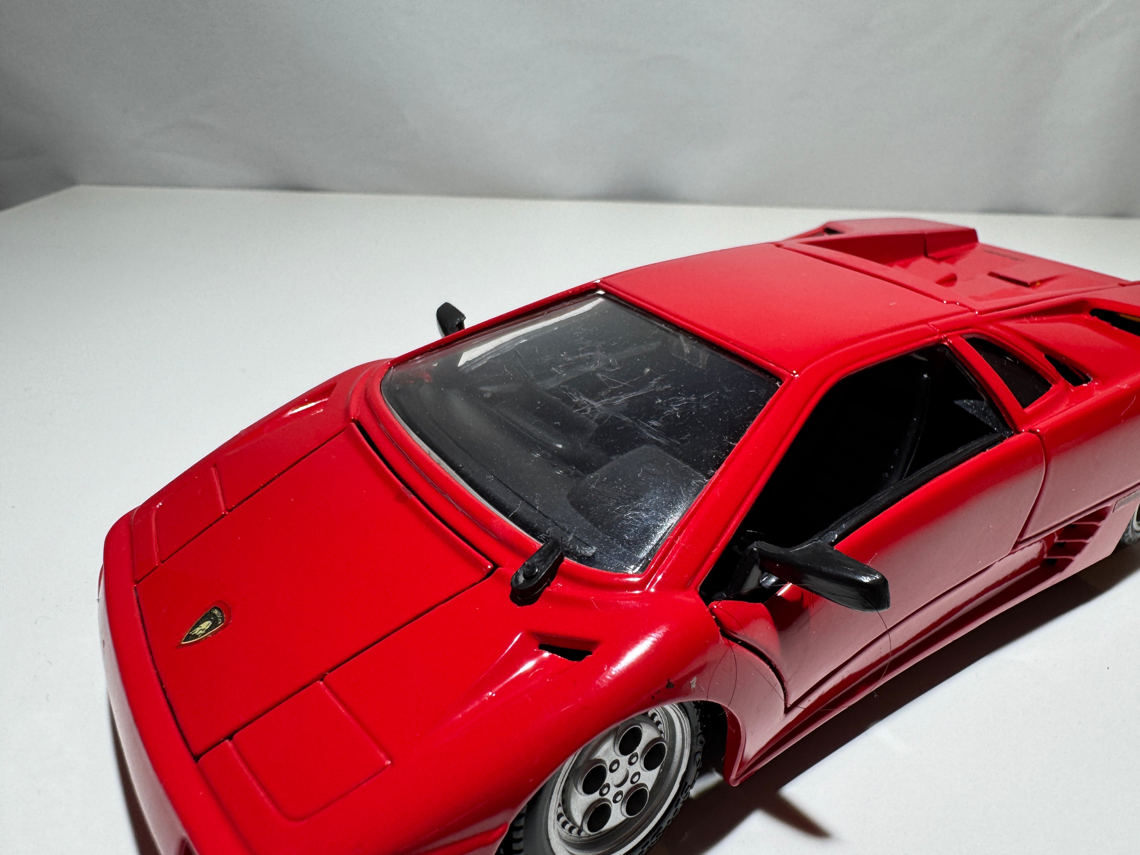 1:24 Maisto Lamborghini Diablo Rot #529
