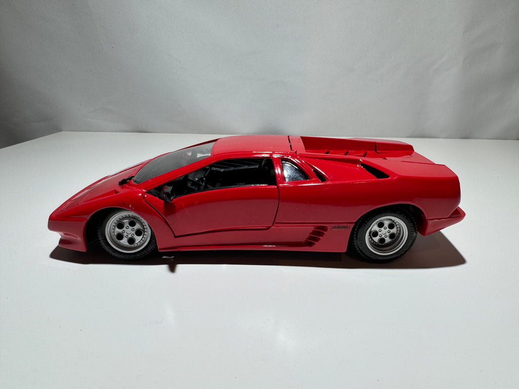 1:24 Maisto Lamborghini Diablo Rot #529