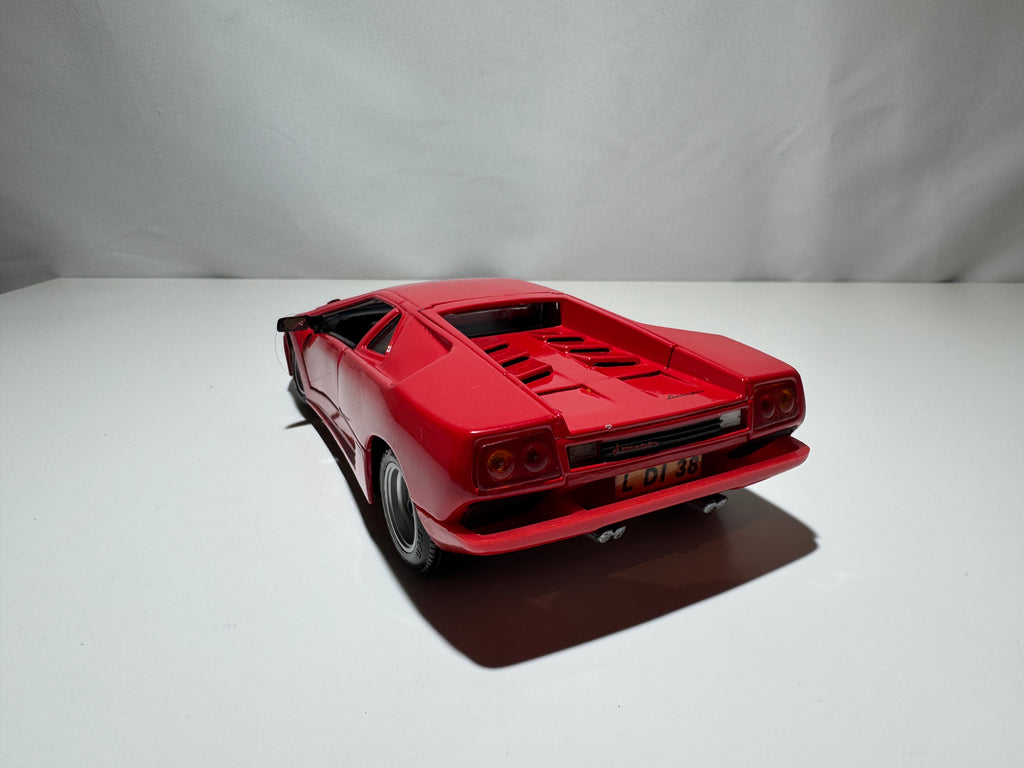 1:24 Maisto Lamborghini Diablo Rot #529