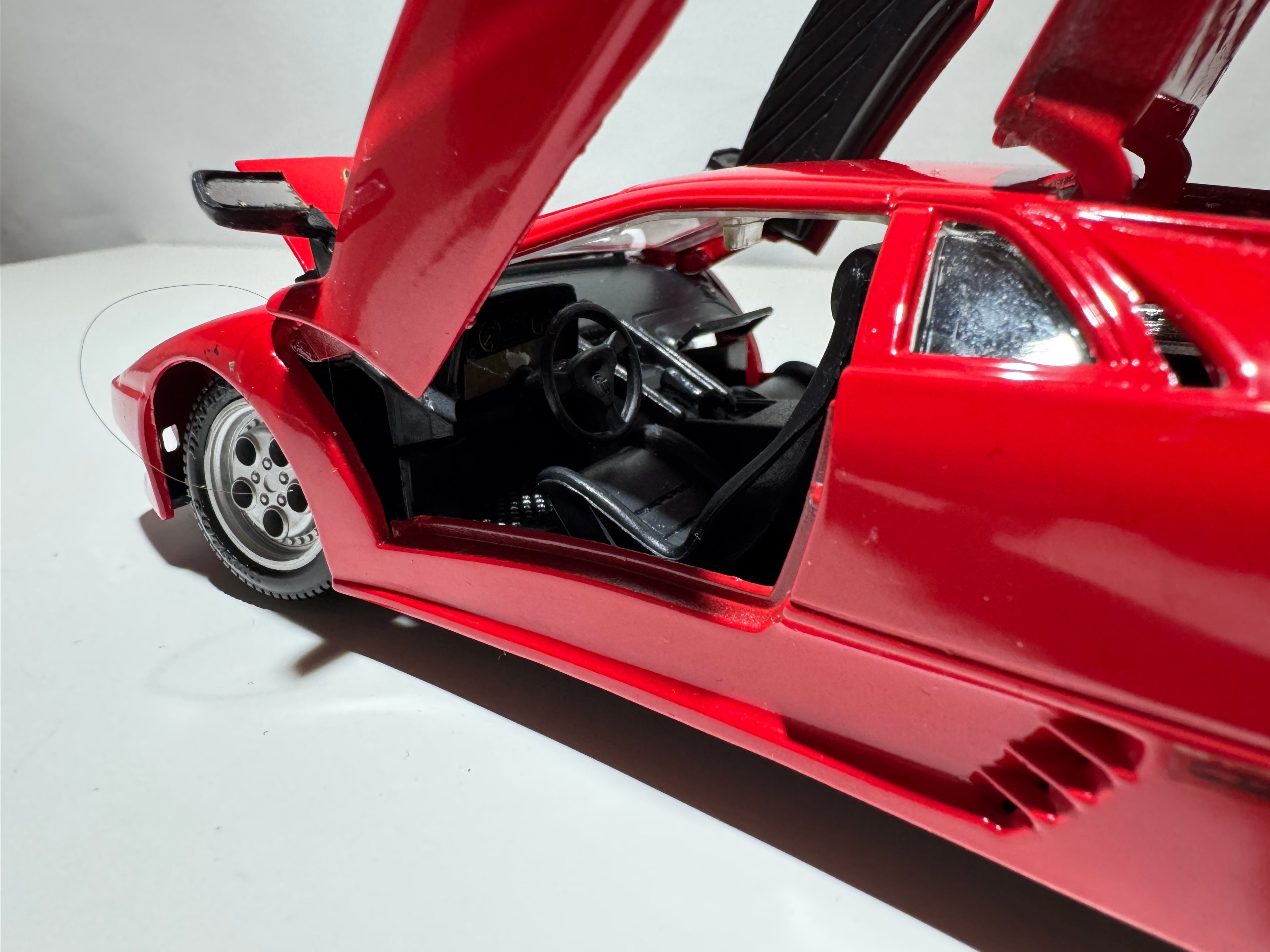 1:24 Maisto Lamborghini Diablo Rot #529