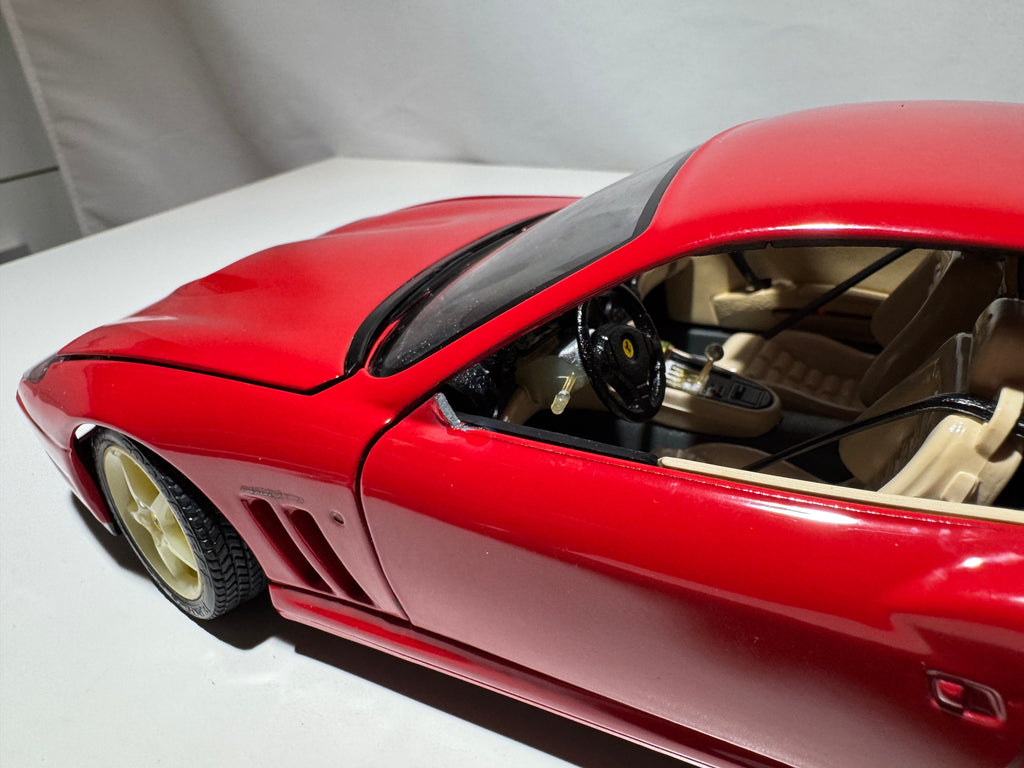 1:18 Bburago Ferrari 550 Maranello 1996 Rot #531