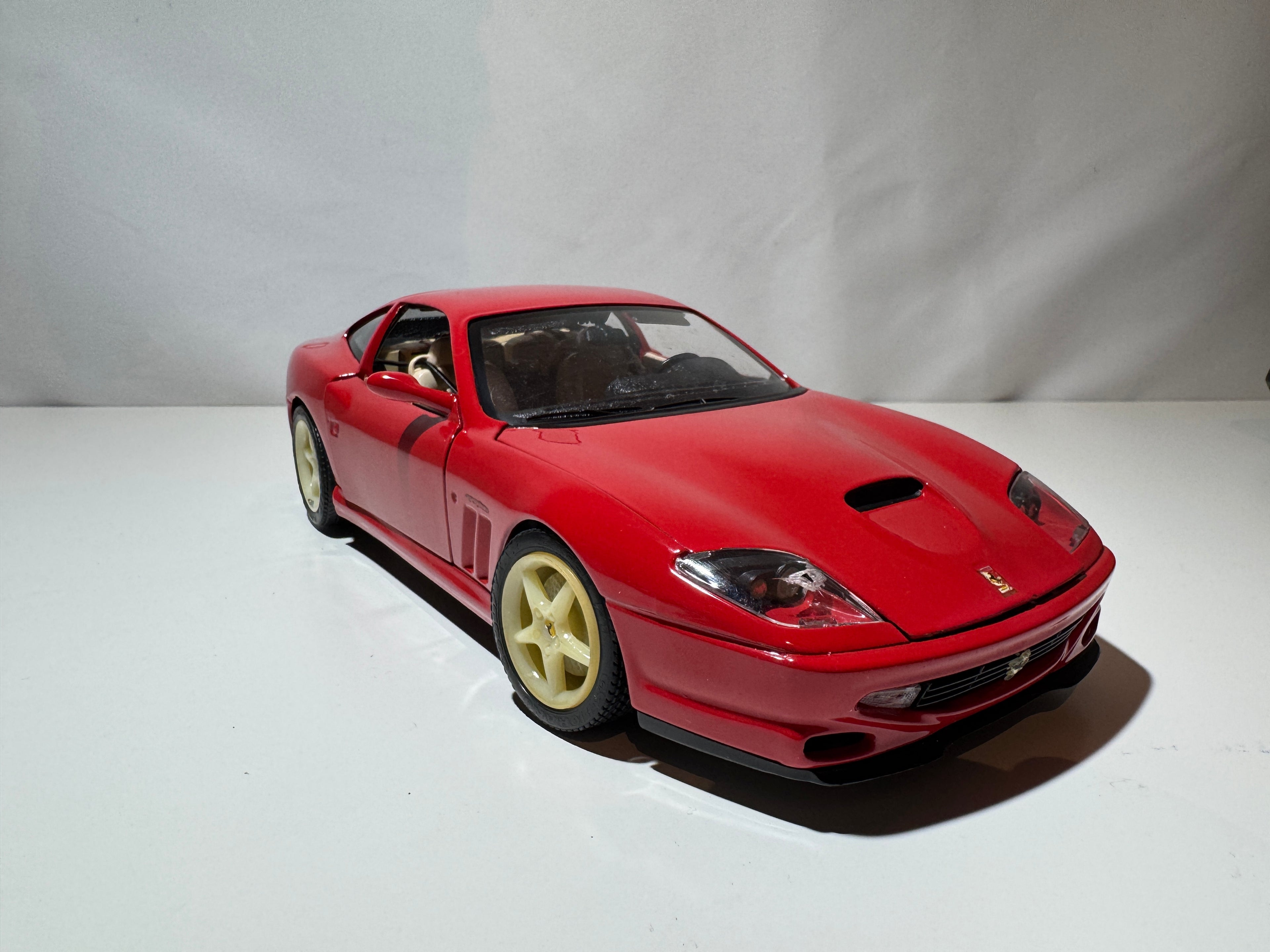 1:18 Bburago Ferrari 550 Maranello 1996 Rot #531