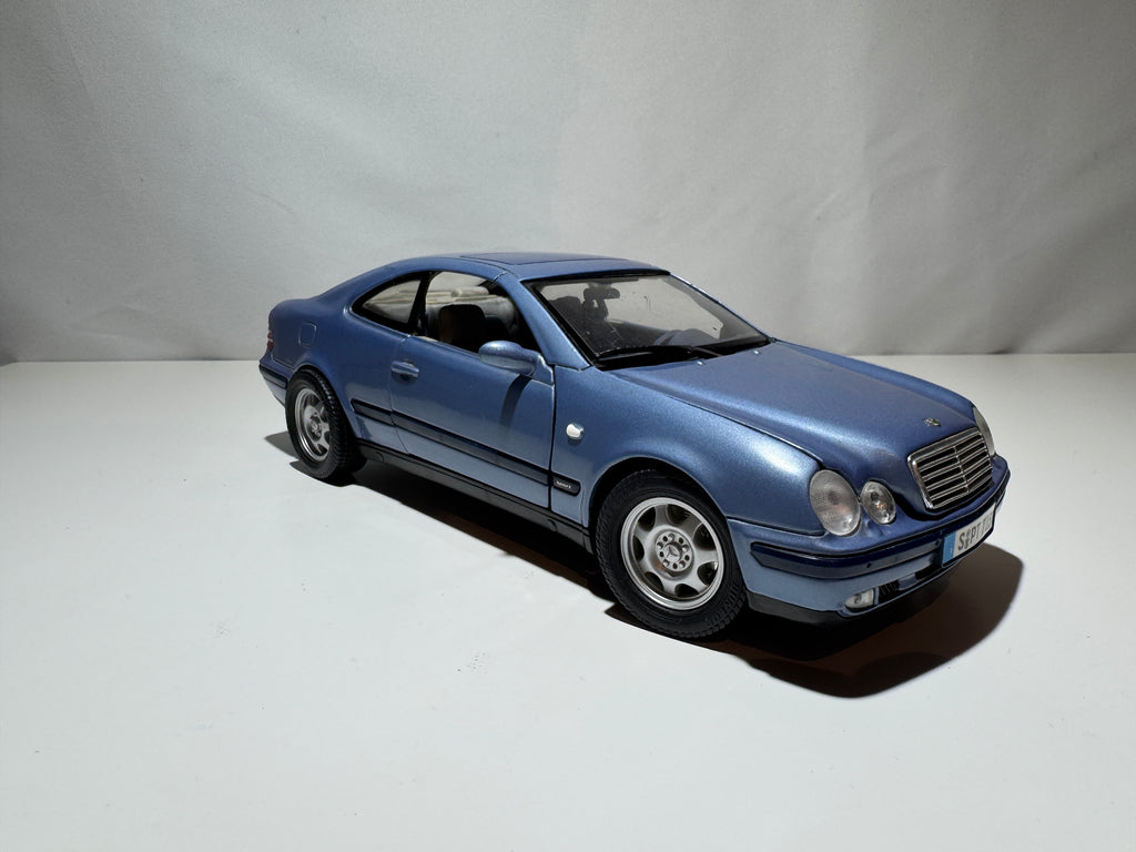 1:18 Anson Mercedes-Benz CLK Blau #533