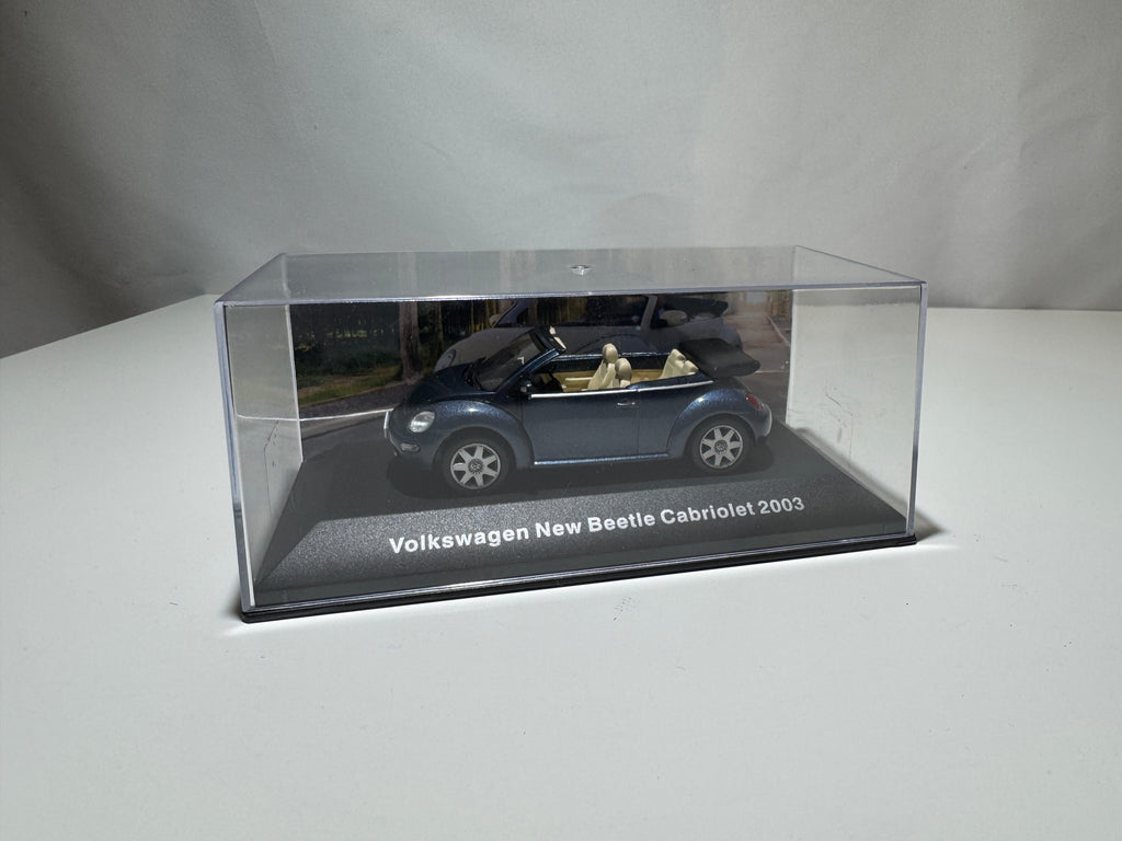 1:43 VW Volkswagen New Beetle Cabriolet 2003 Blau Neu OVP #536