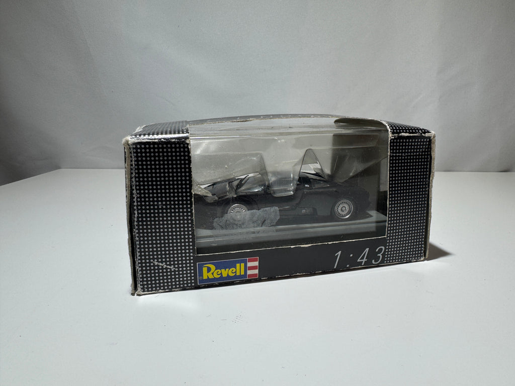 1:43 Revell Bugatti EB110 Schwarz OVP #545