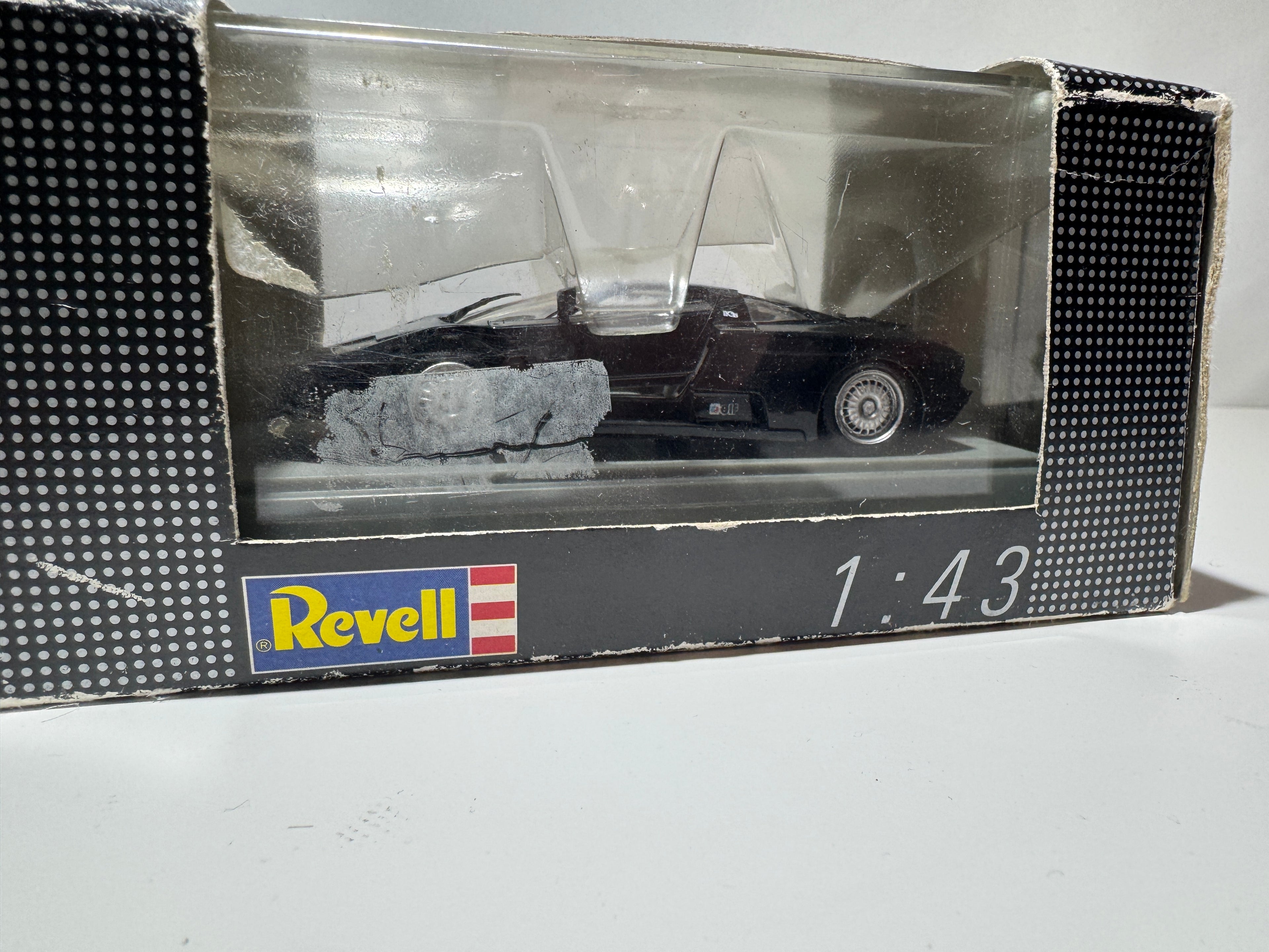 1:43 Revell Bugatti EB110 Schwarz OVP #545