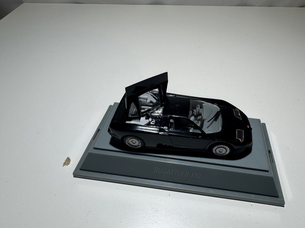 1:43 Revell Bugatti EB110 Schwarz OVP #546