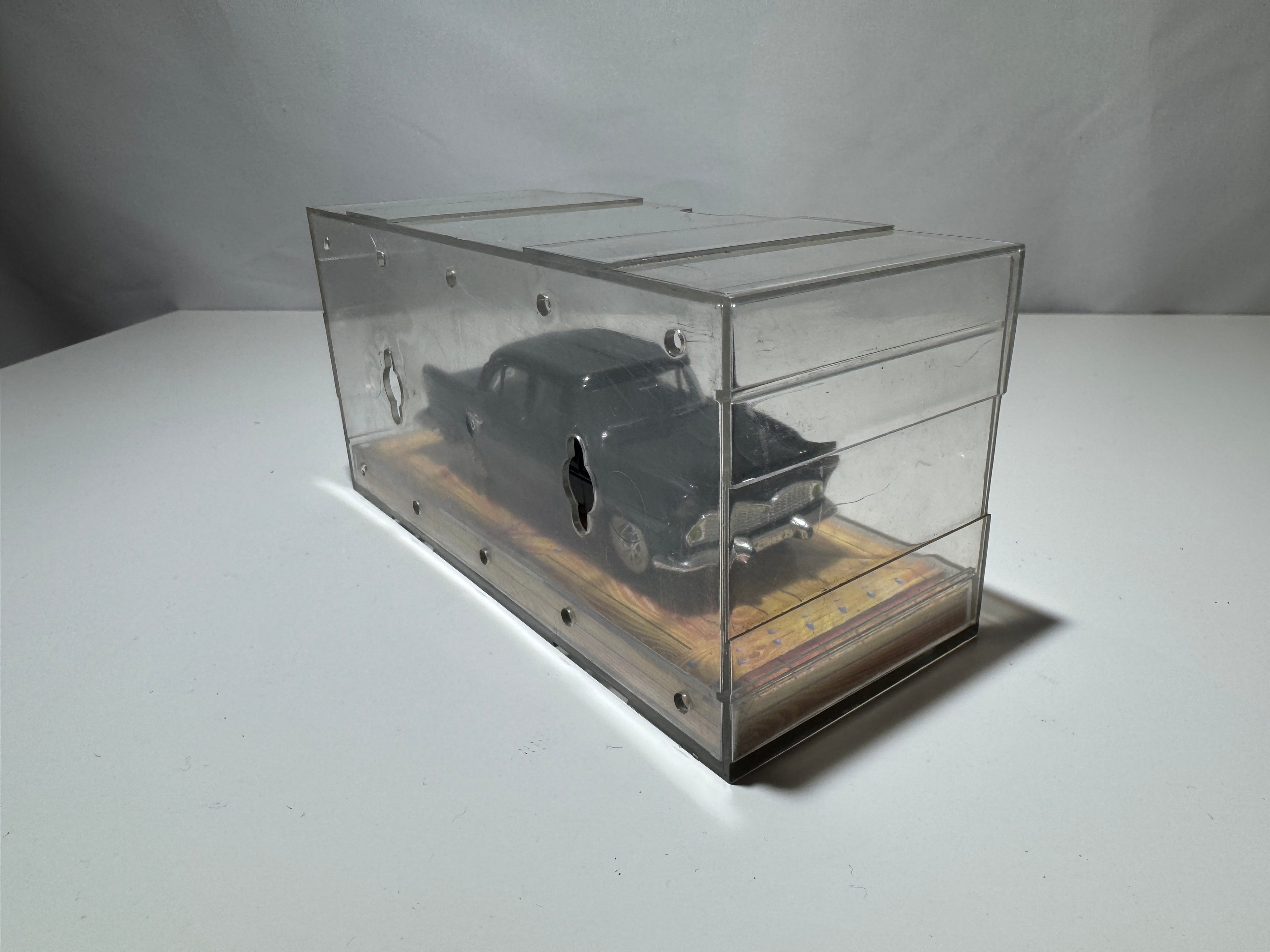 1:43 Norev Simca Presidence 1958 Schwarz #547