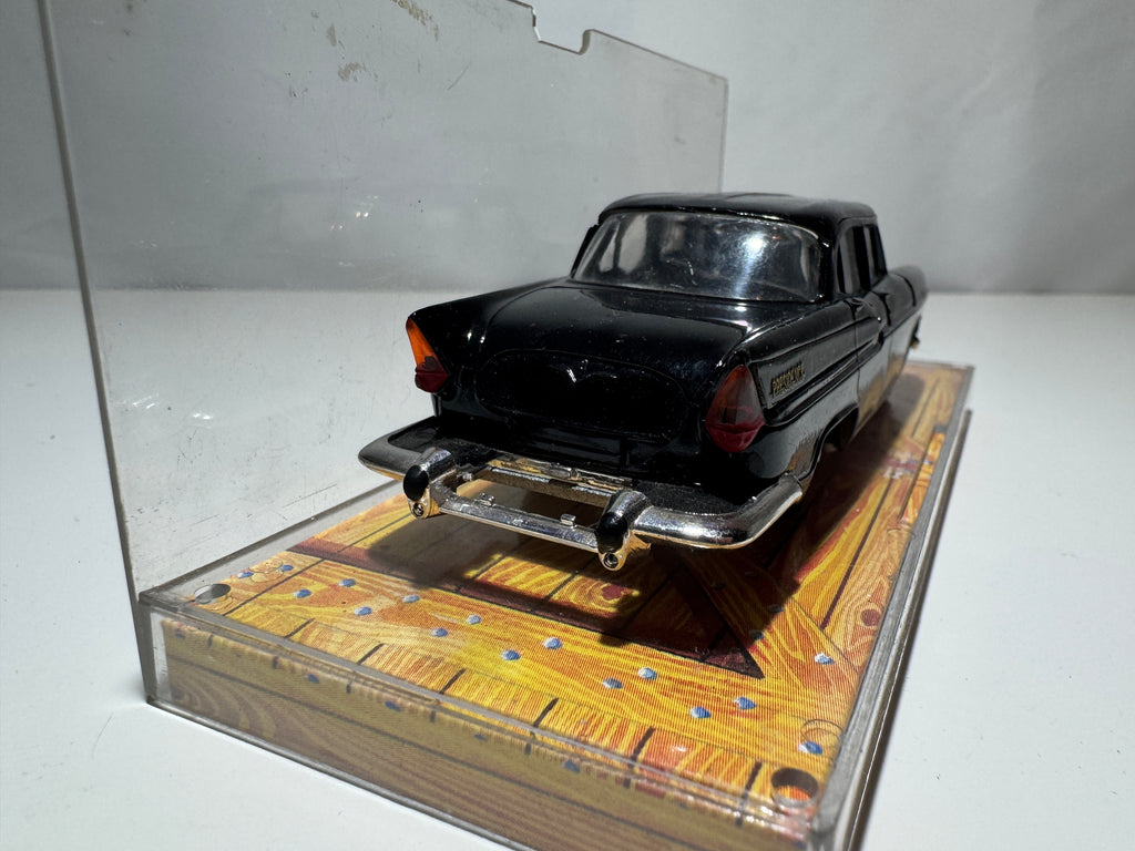 1:43 Norev Simca Presidence 1958 Schwarz #547