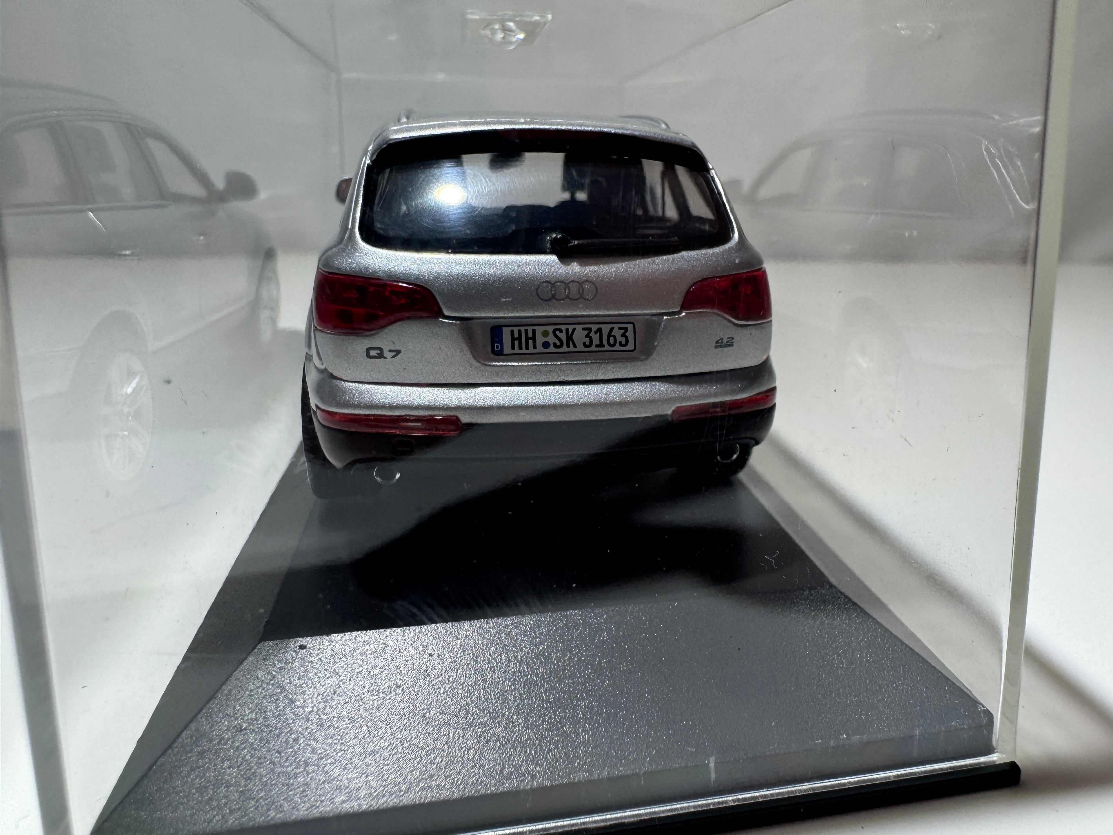 1:43 Schuco Audi Q7 Silber OVP #548
