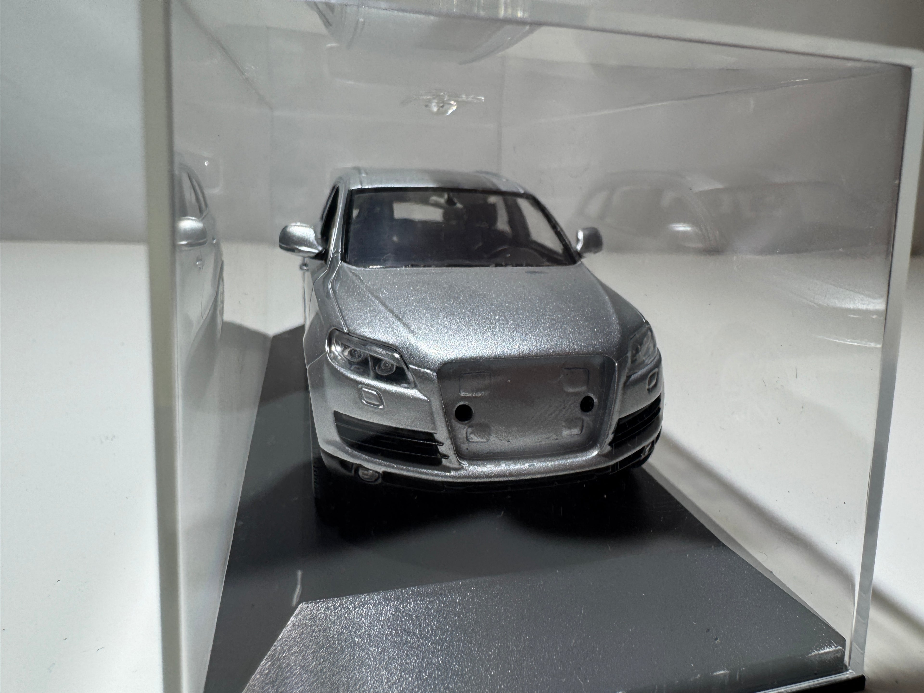 1:43 Schuco Audi Q7 Silber OVP #548