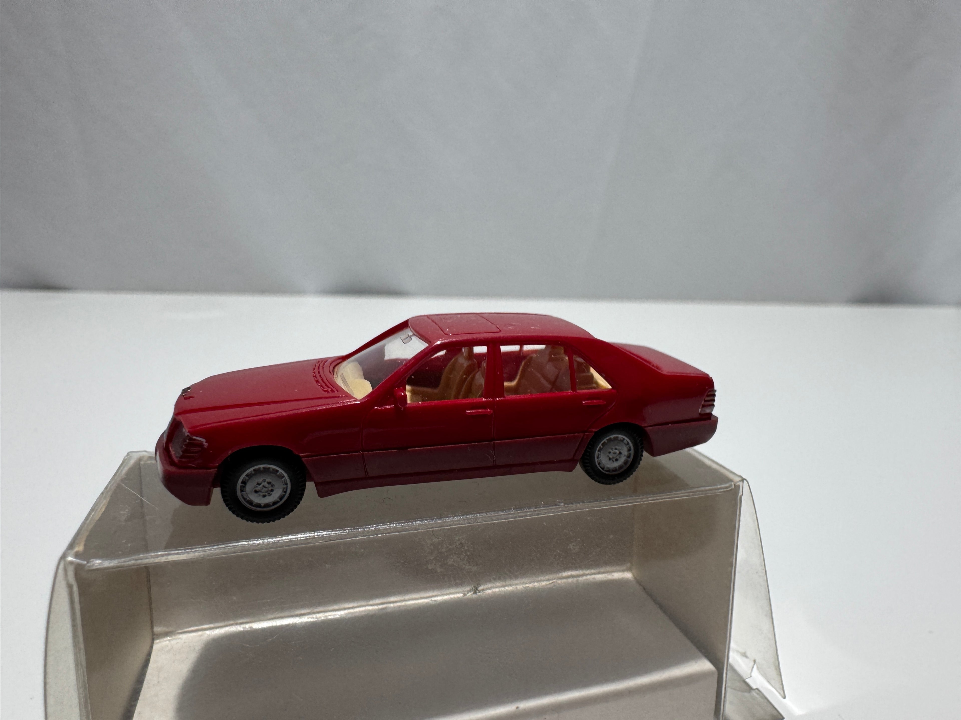1:87 Wiking Mercedes-Benz 500 SEL Rot OVP #555