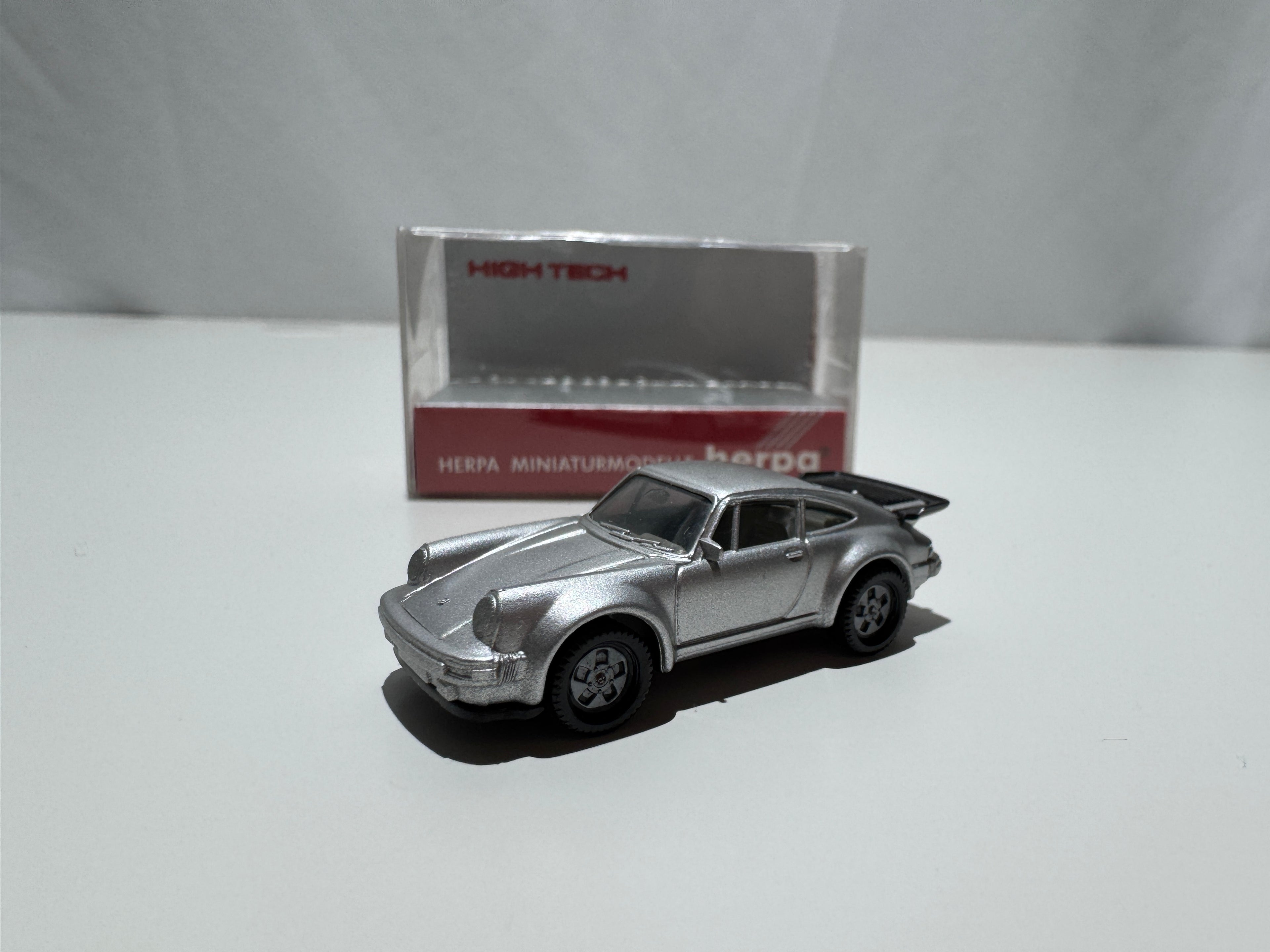 1:87 Herpa Porsche 930 Turbo Silber OVP #557